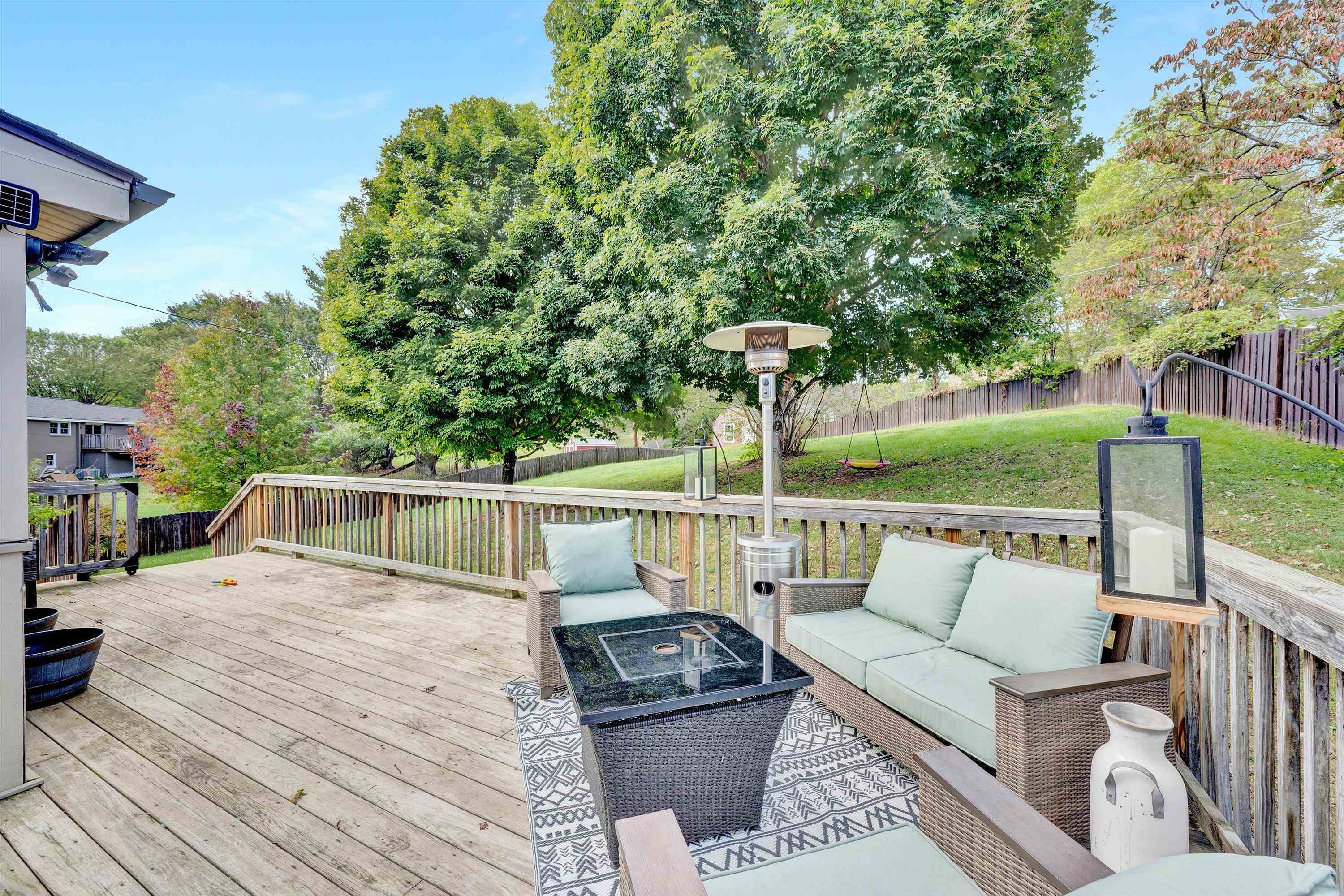 1307 Hopkins Drive Pulaski VA 24301