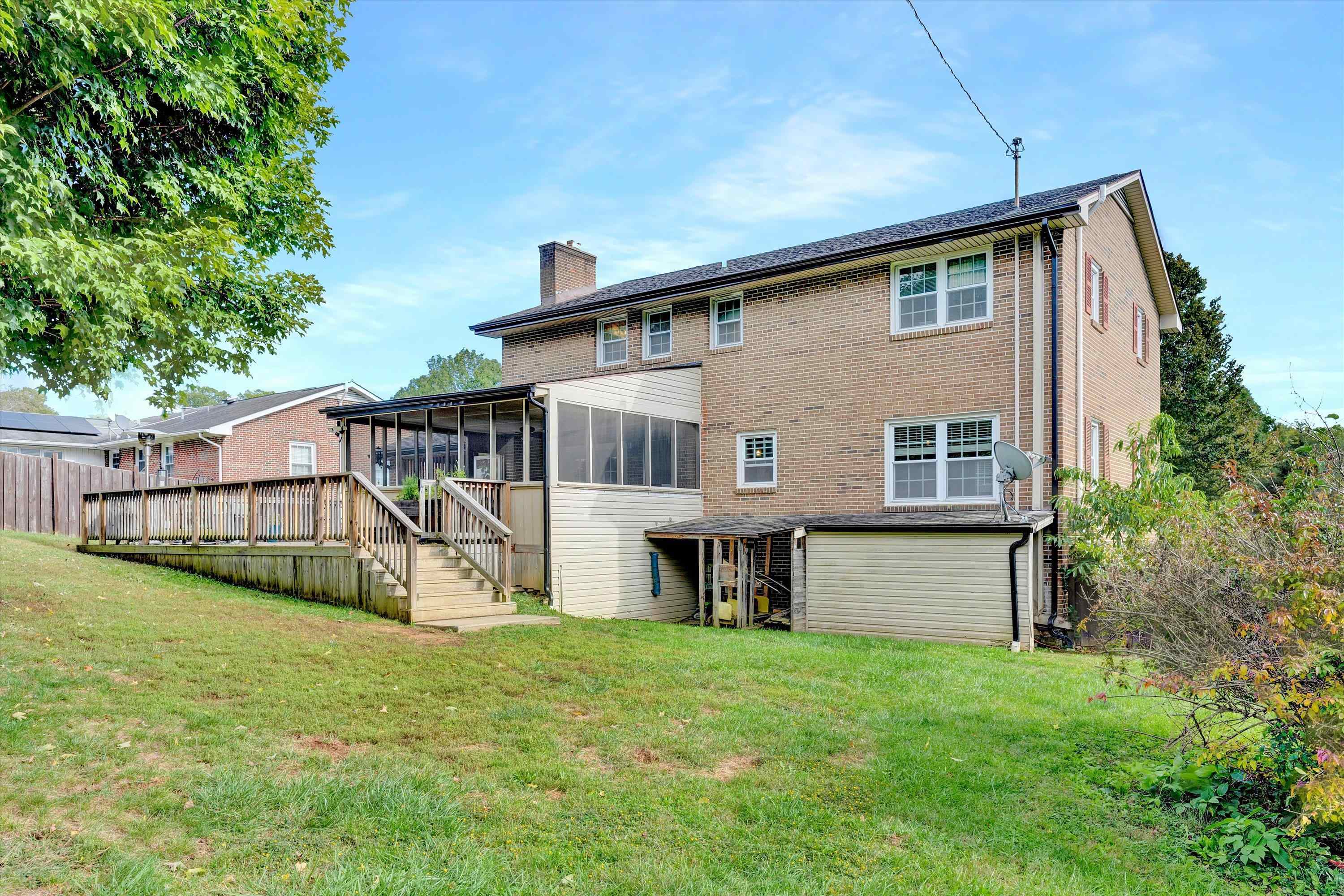 1307 Hopkins Drive Pulaski VA 24301