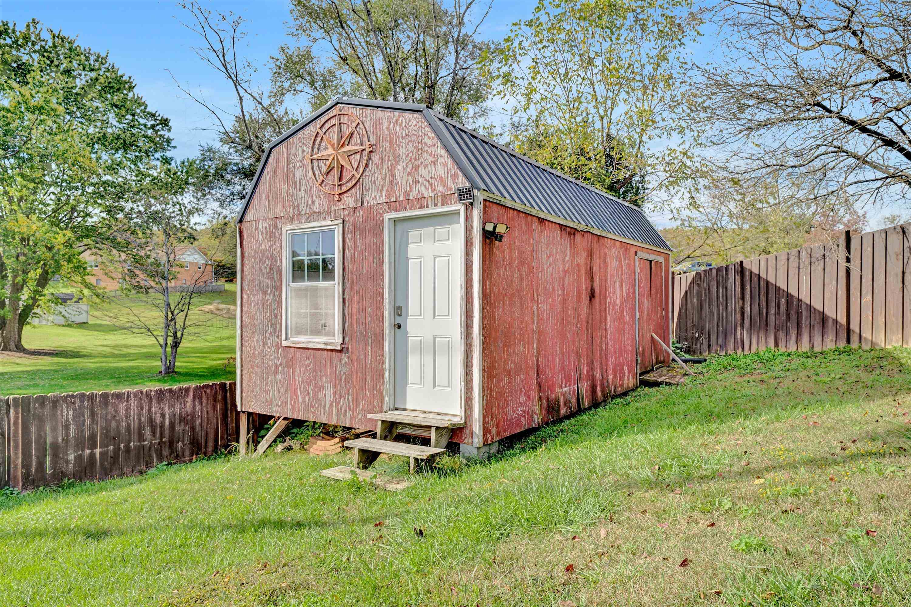 1307 Hopkins Drive Pulaski VA 24301