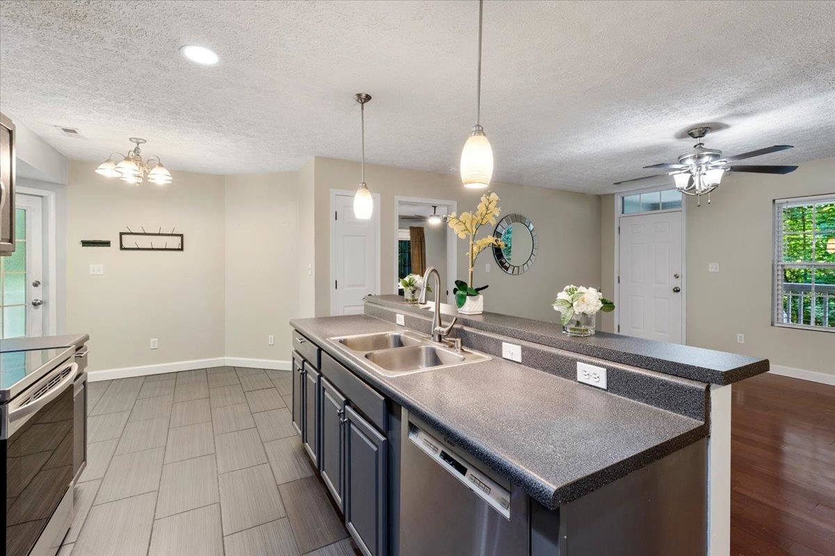 2271 Ridgeview Road NW Floyd VA 24091