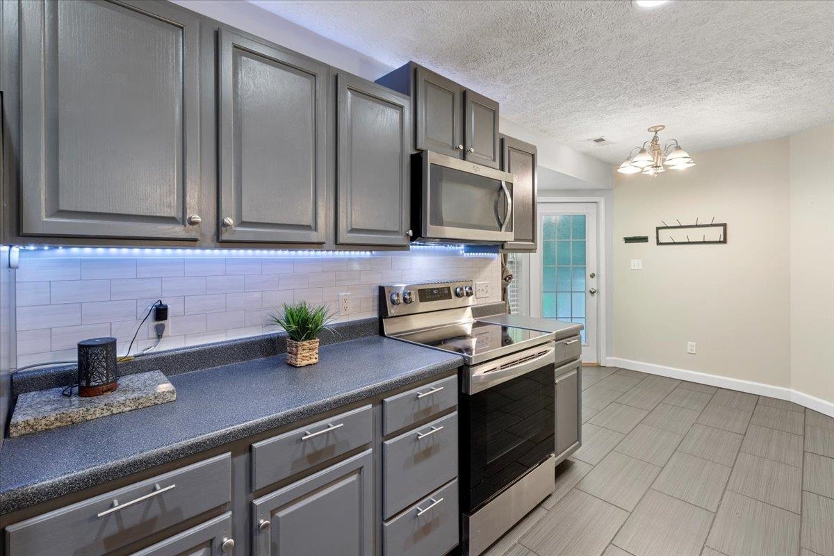 2271 Ridgeview Road NW Floyd VA 24091