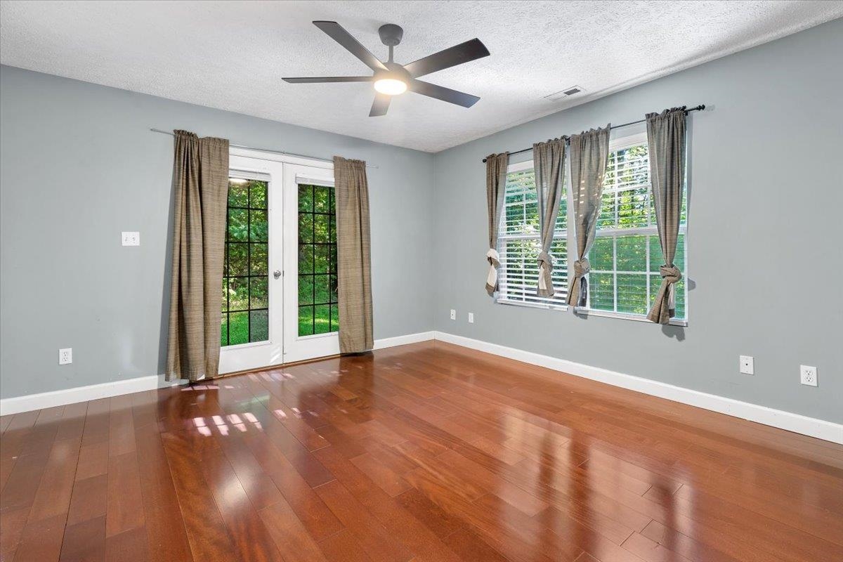 2271 Ridgeview Road NW Floyd VA 24091
