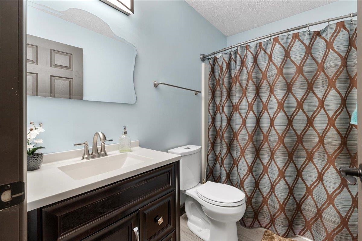 2271 Ridgeview Road NW Floyd VA 24091