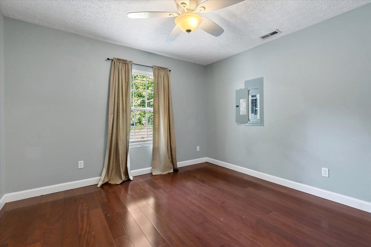 2271 Ridgeview Road NW Floyd VA 24091
