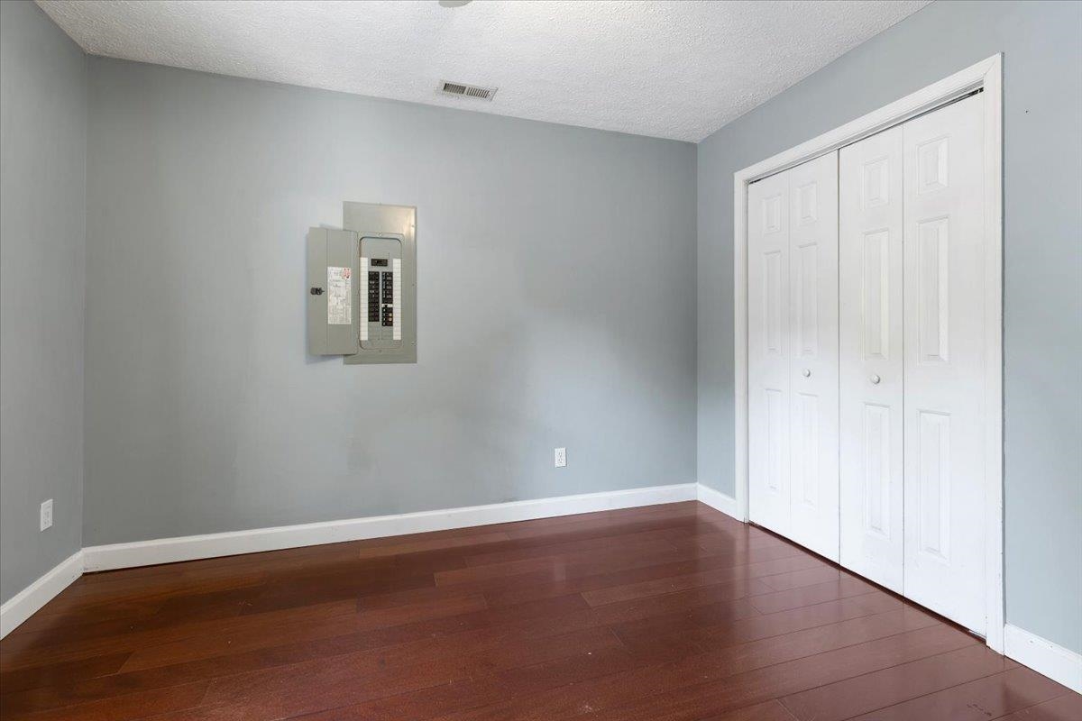 2271 Ridgeview Road NW Floyd VA 24091