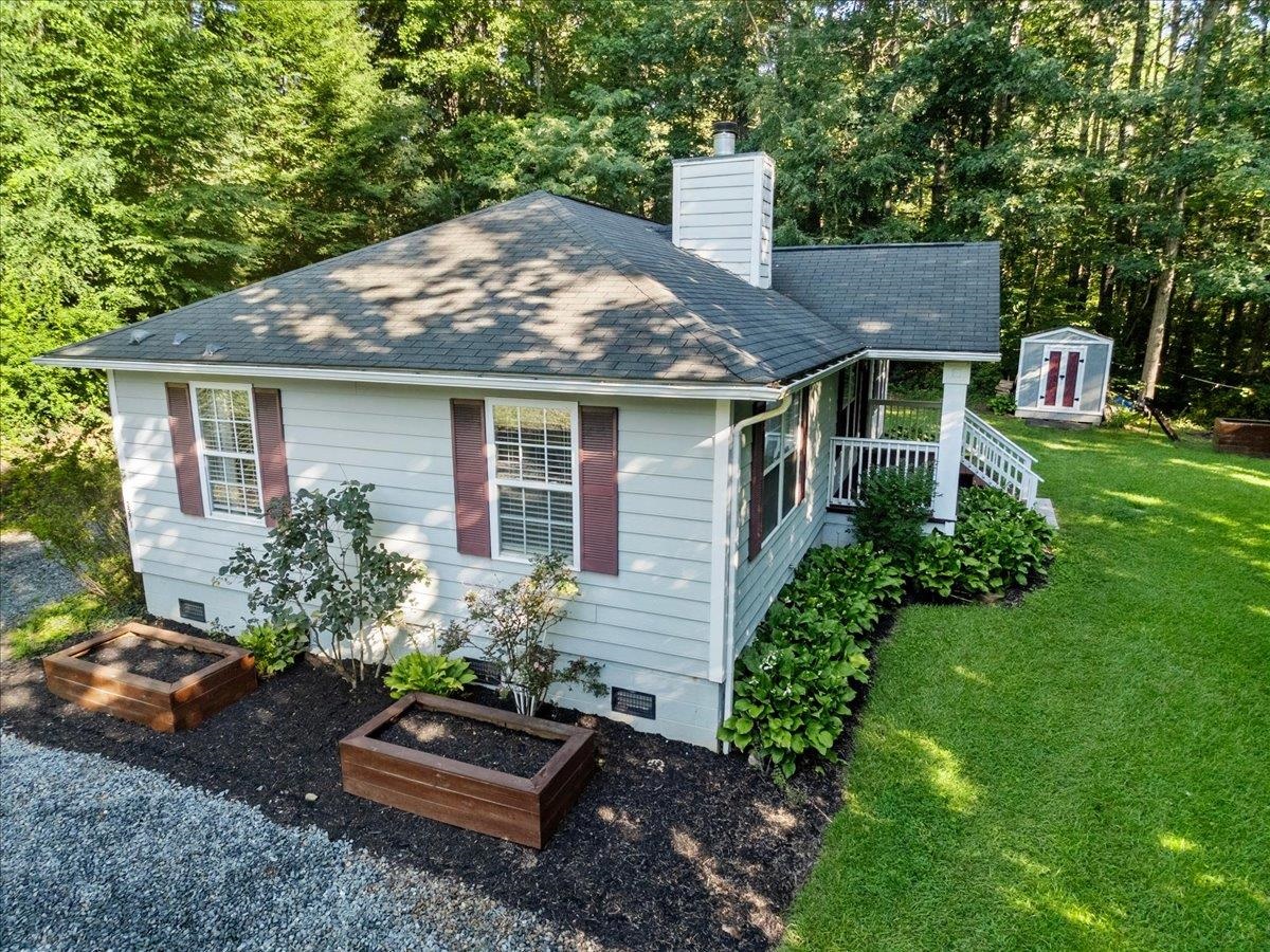 2271 Ridgeview Road NW Floyd VA 24091