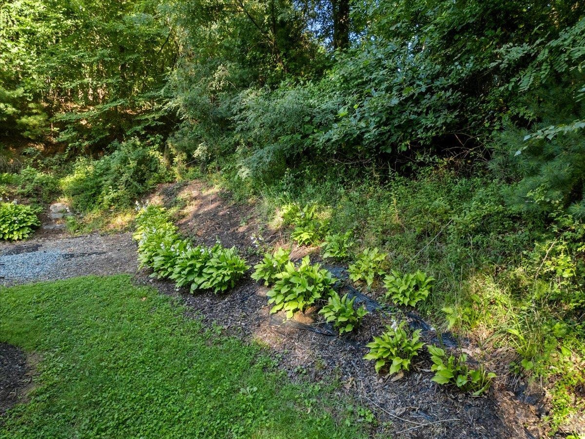 2271 Ridgeview Road NW Floyd VA 24091