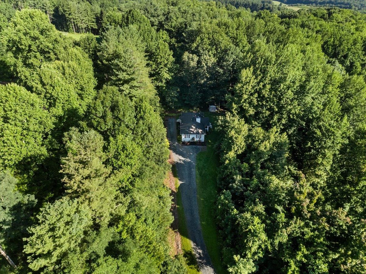2271 Ridgeview Road NW Floyd VA 24091