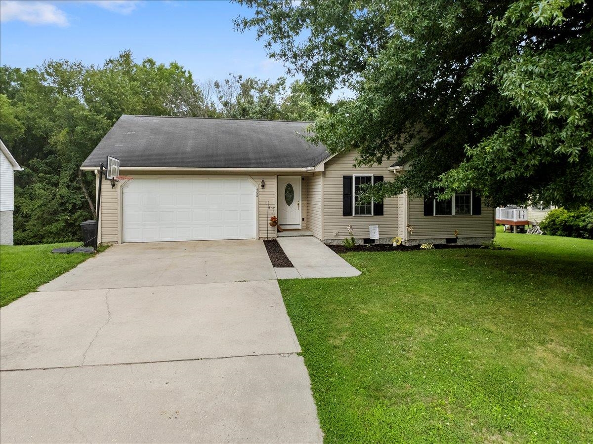 408 Giles Avenue Dublin VA 24084
