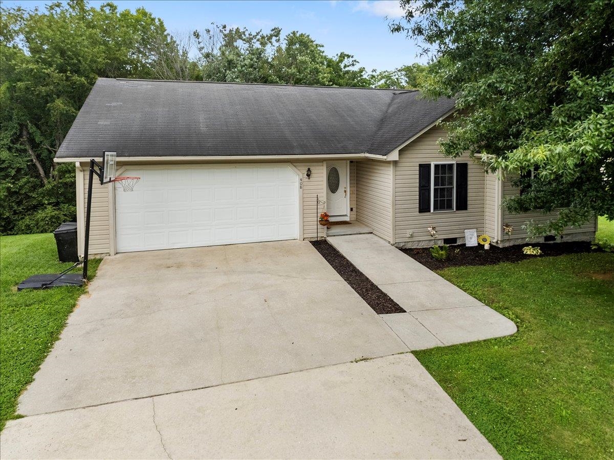408 Giles Avenue Dublin VA 24084
