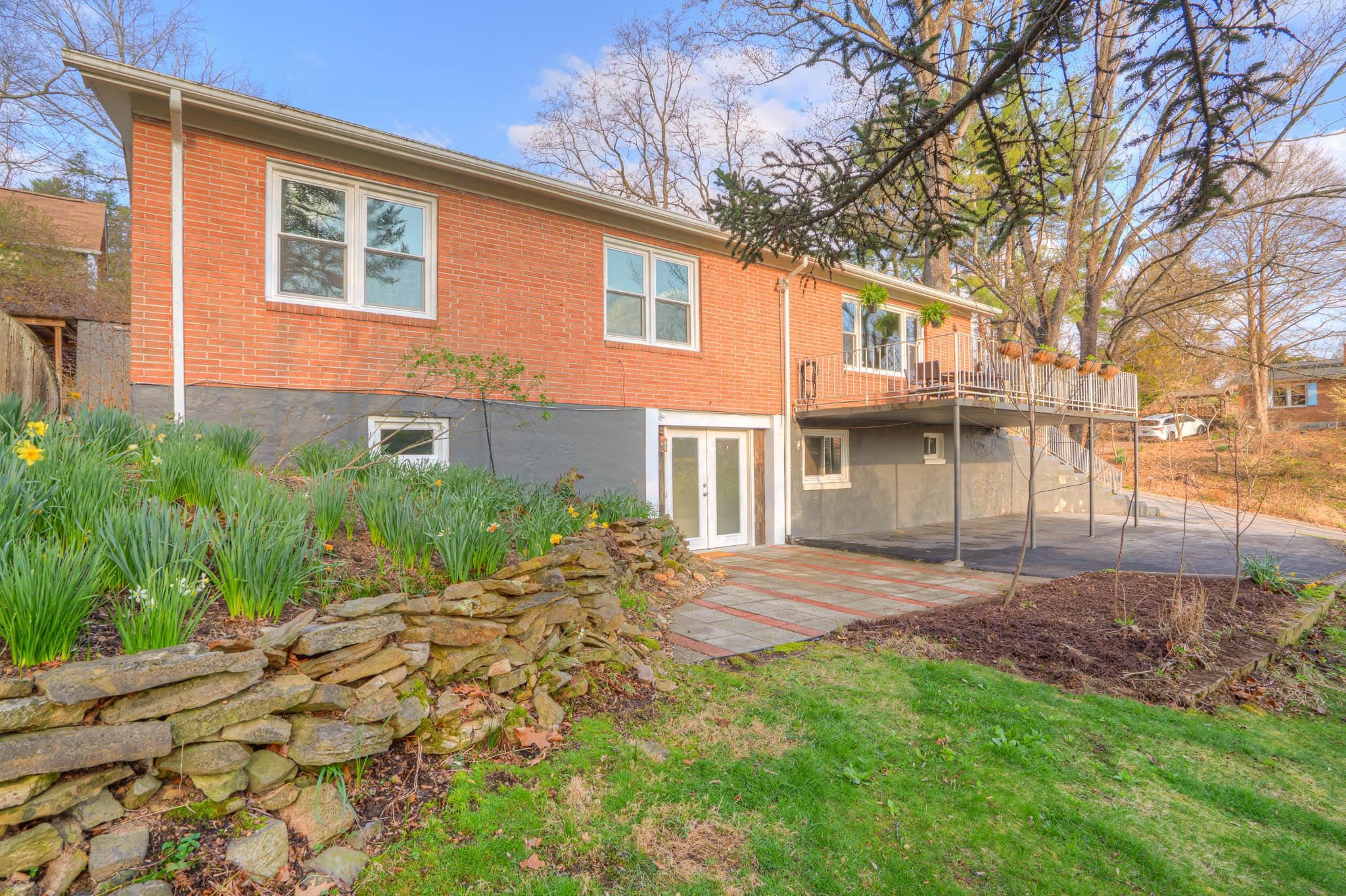 1007 Highland Circle Blacksburg VA 24060