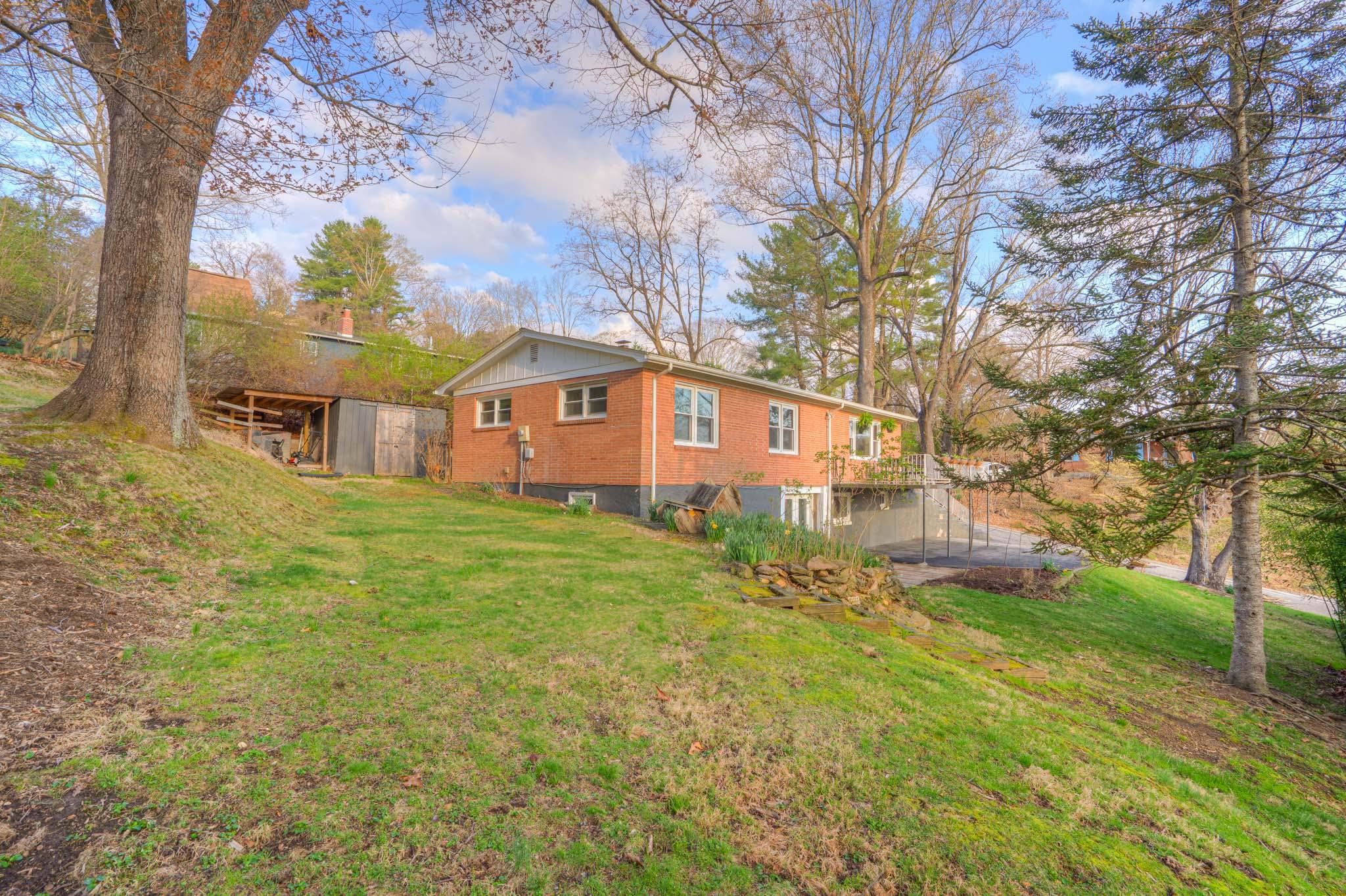 1007 Highland Circle Blacksburg VA 24060