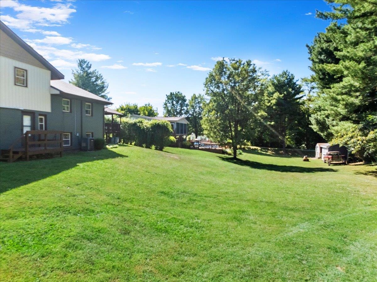 103 Sunset Street Narrows VA 24124