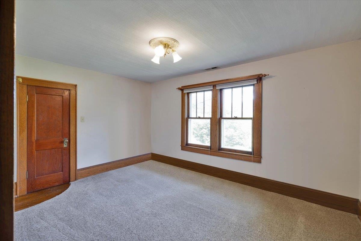 350 Riverside Avenue Narrows VA 24124