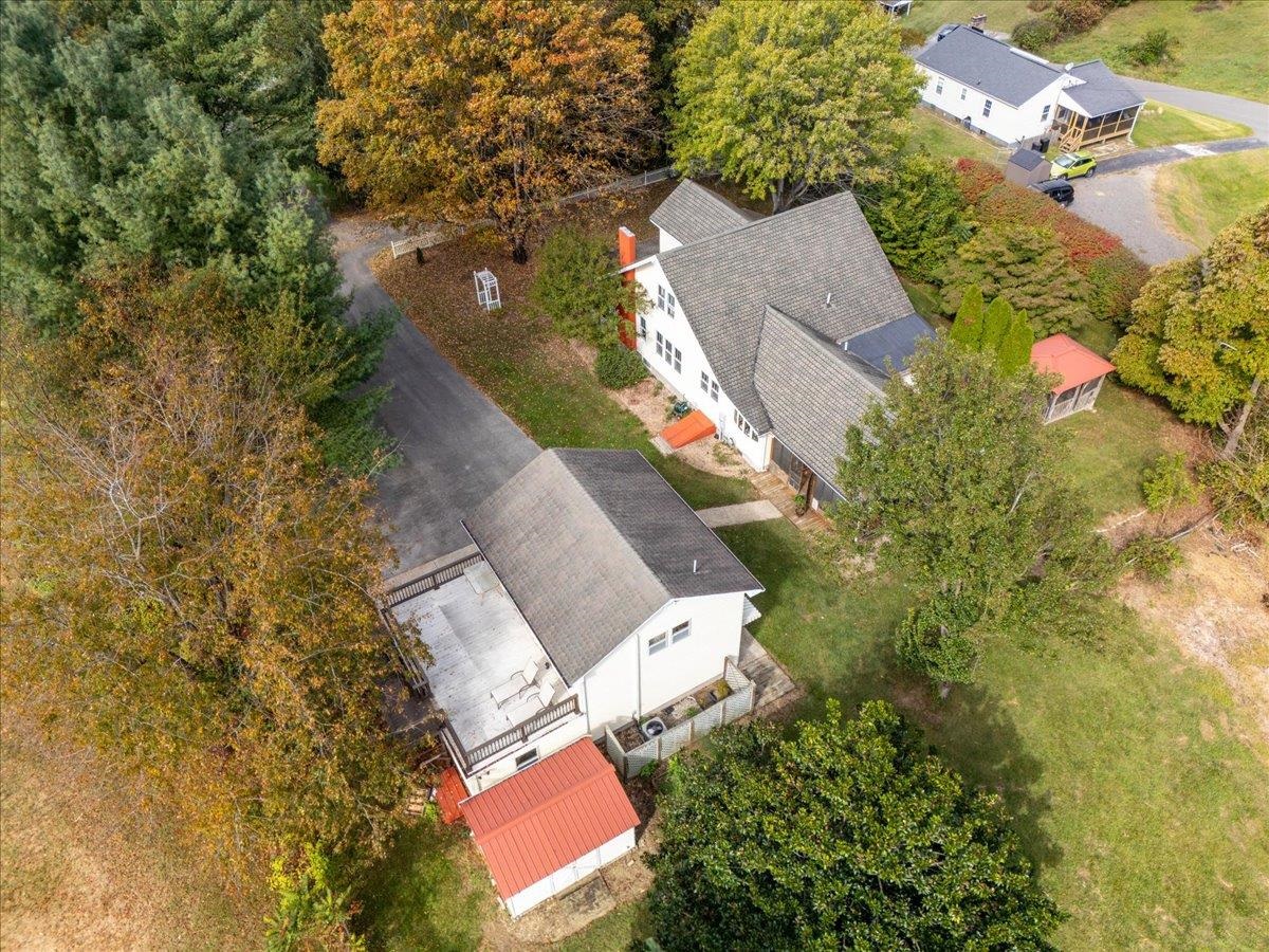 350 Riverside Avenue Narrows VA 24124