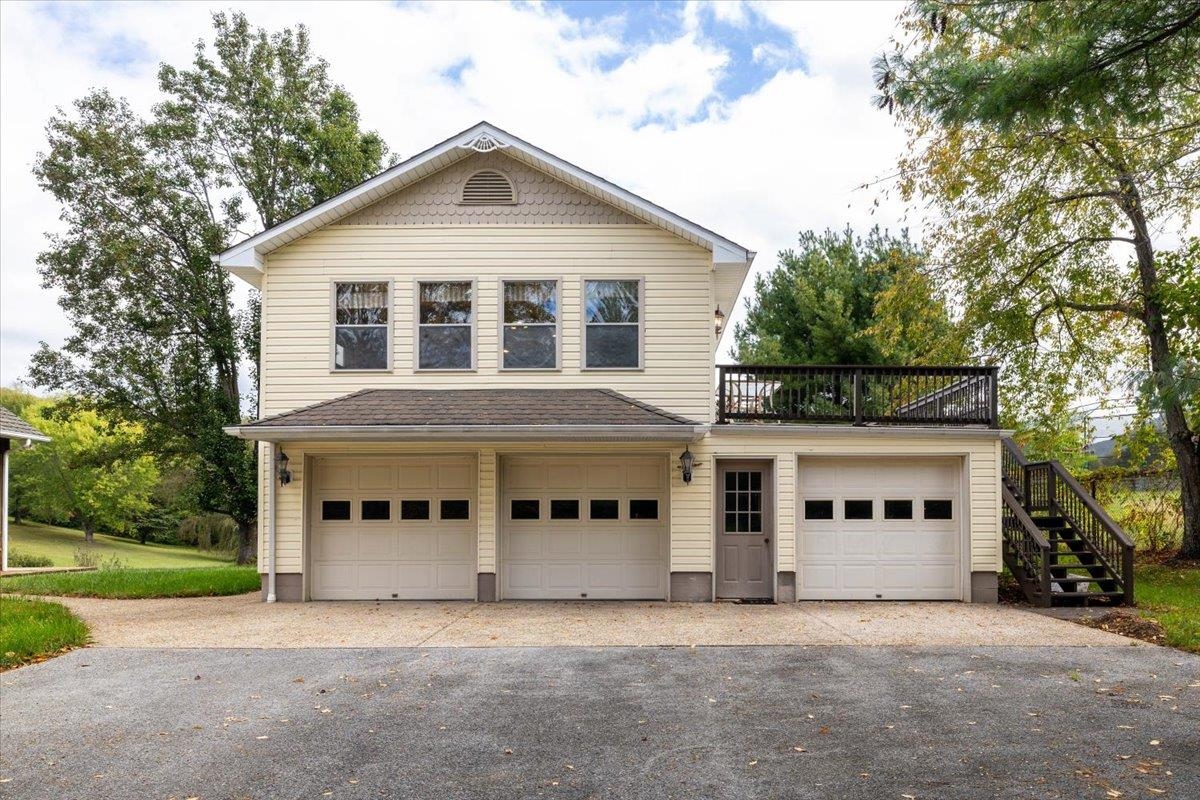 350 Riverside Avenue Narrows VA 24124