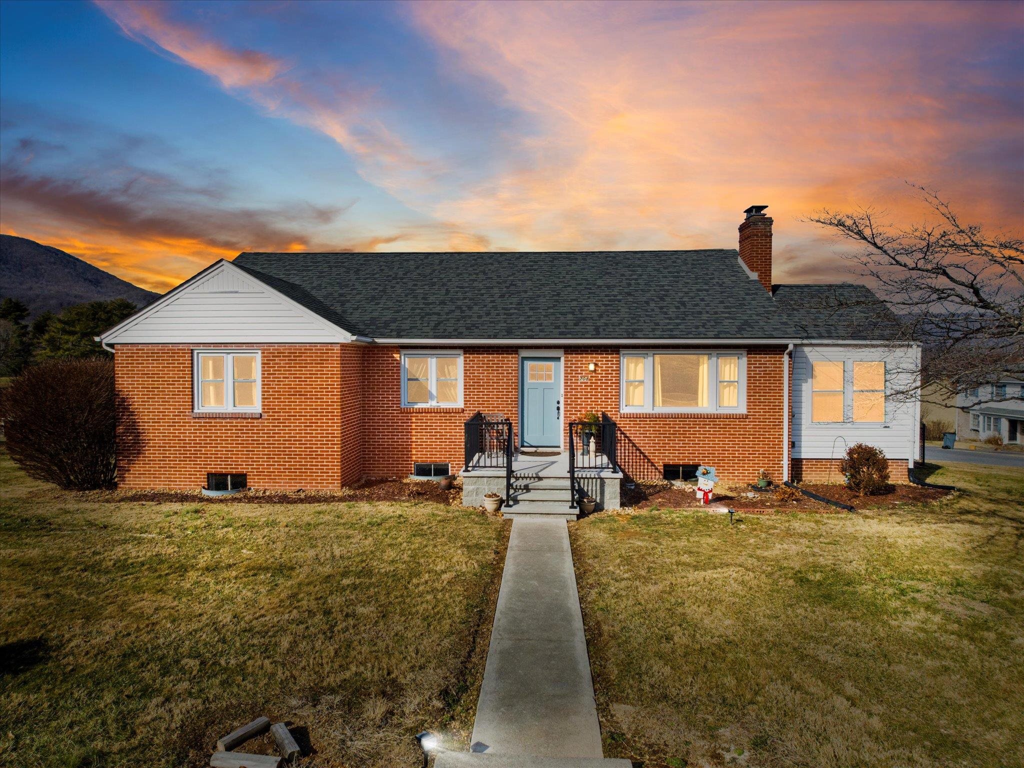 Pearisburg VA, 708 Clifford Street