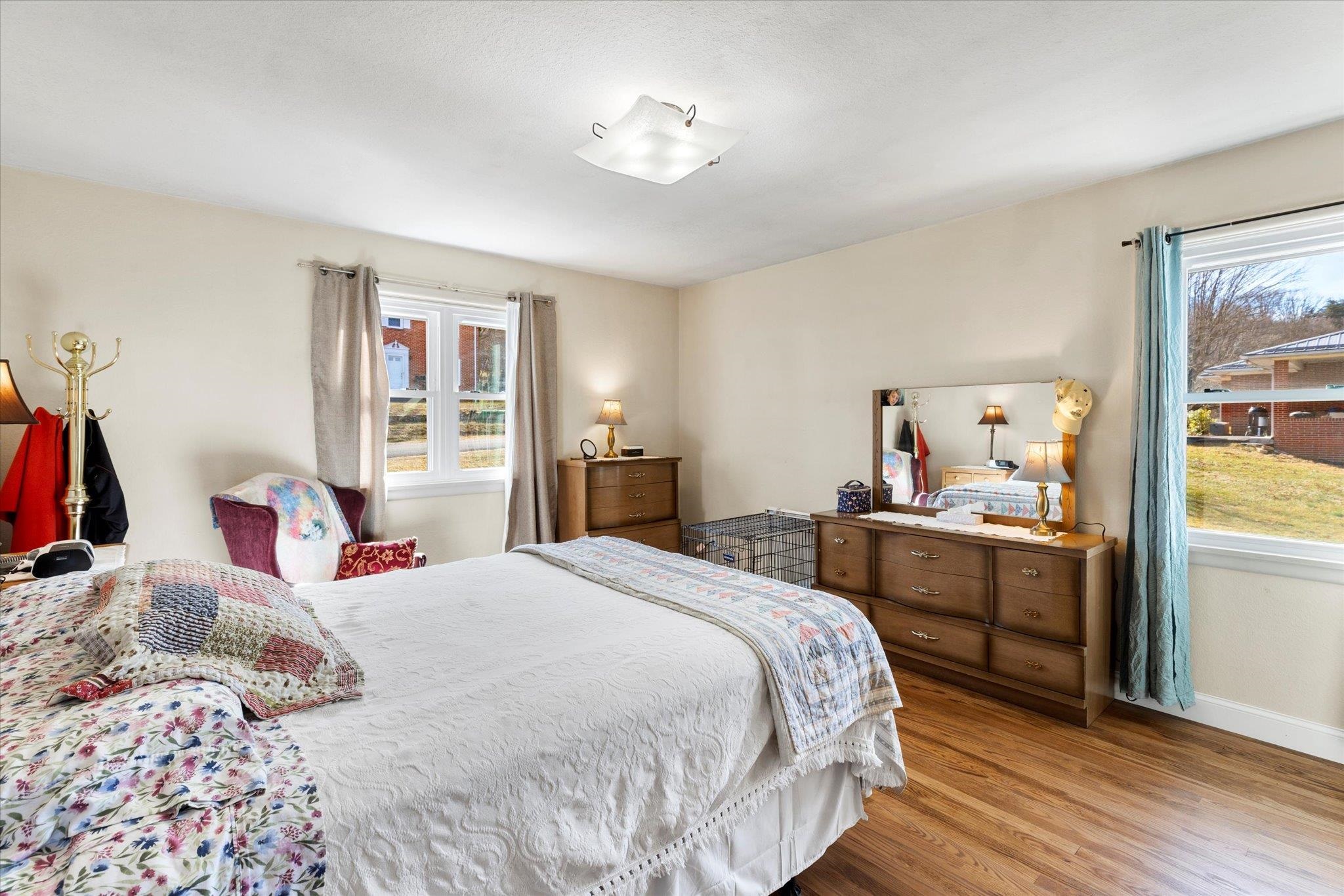 708 Clifford Street Pearisburg VA 24134