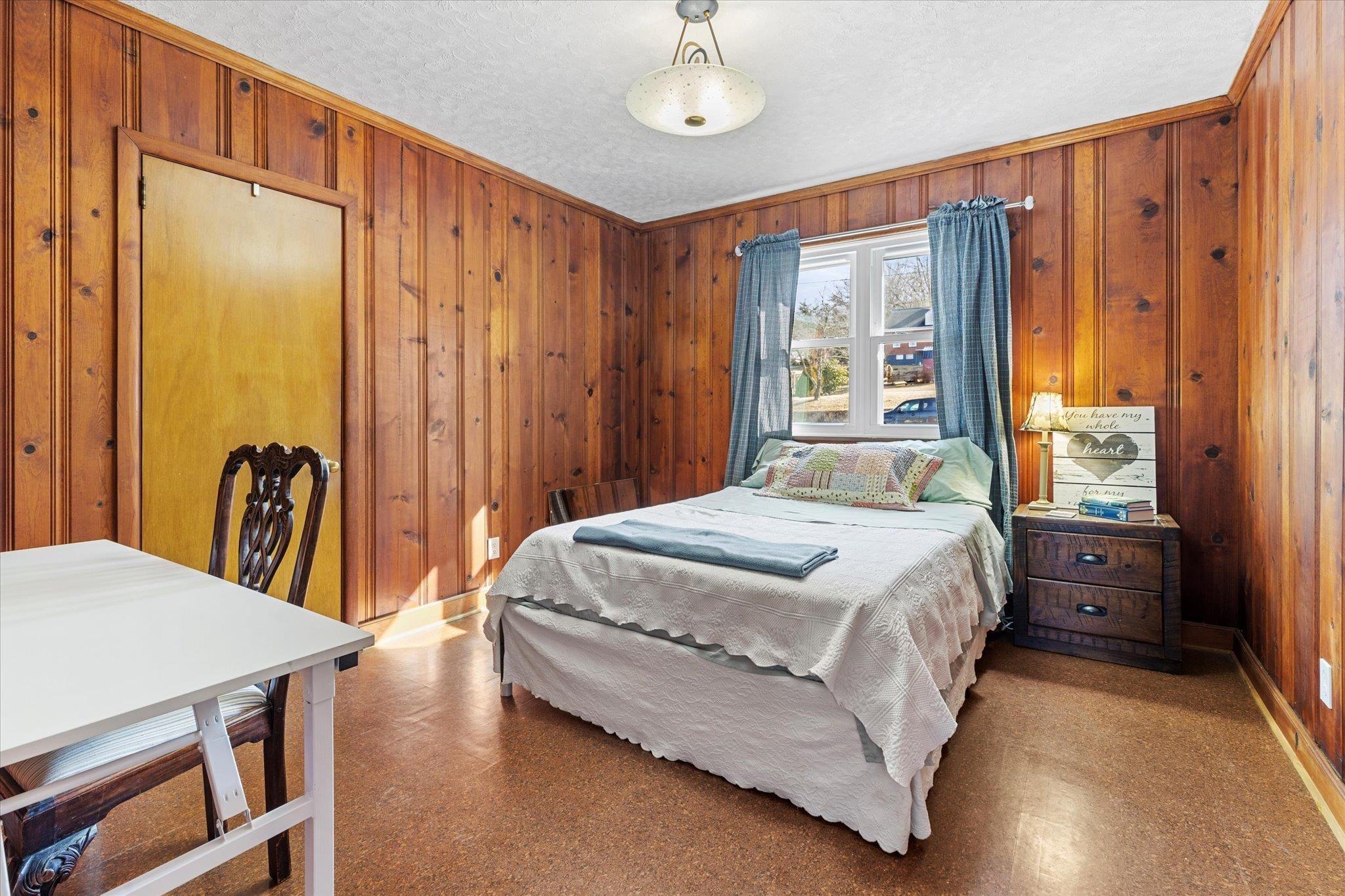 708 Clifford Street Pearisburg VA 24134
