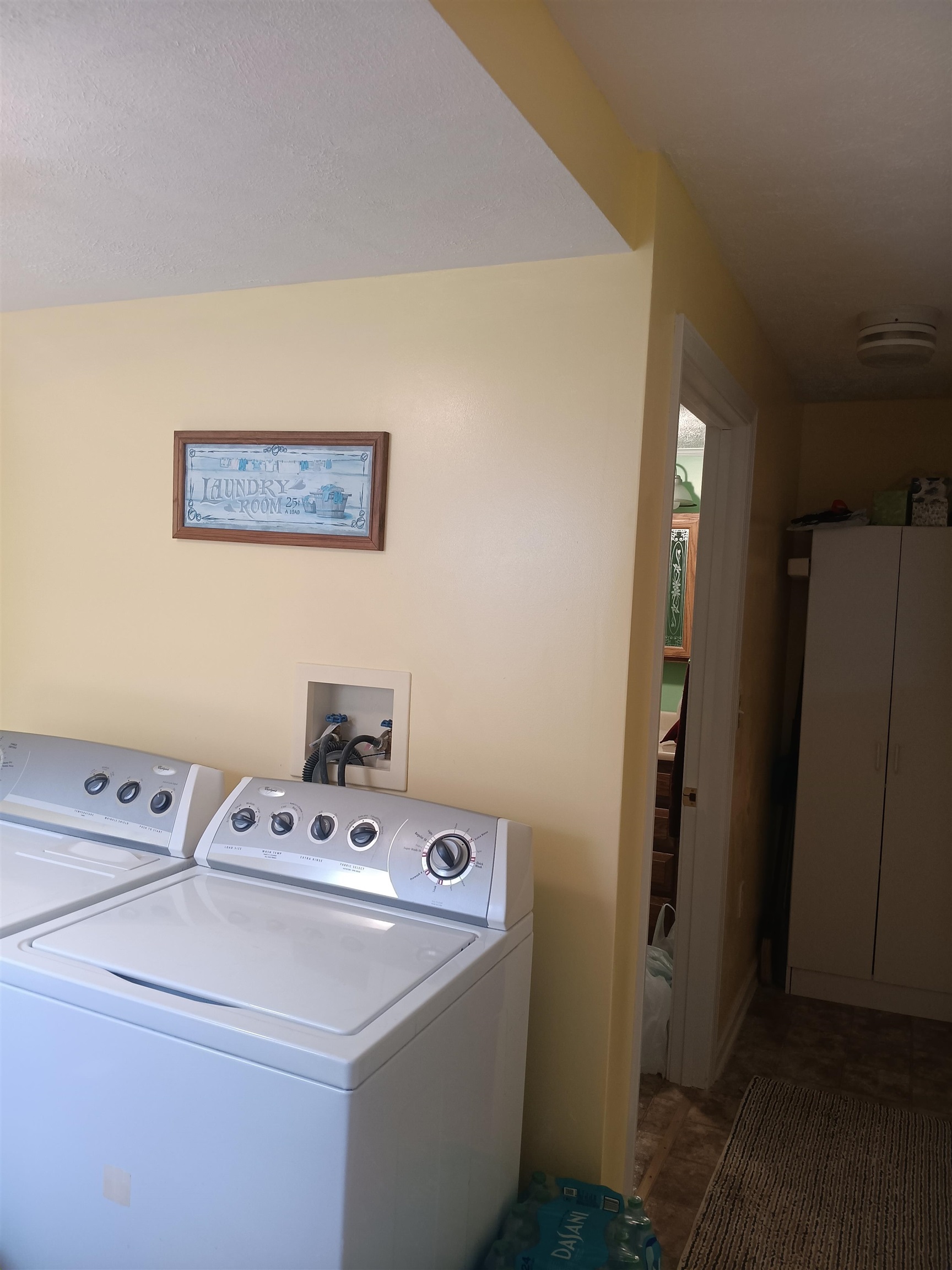 127 Greenview Ln Lane Hillsville VA 24343