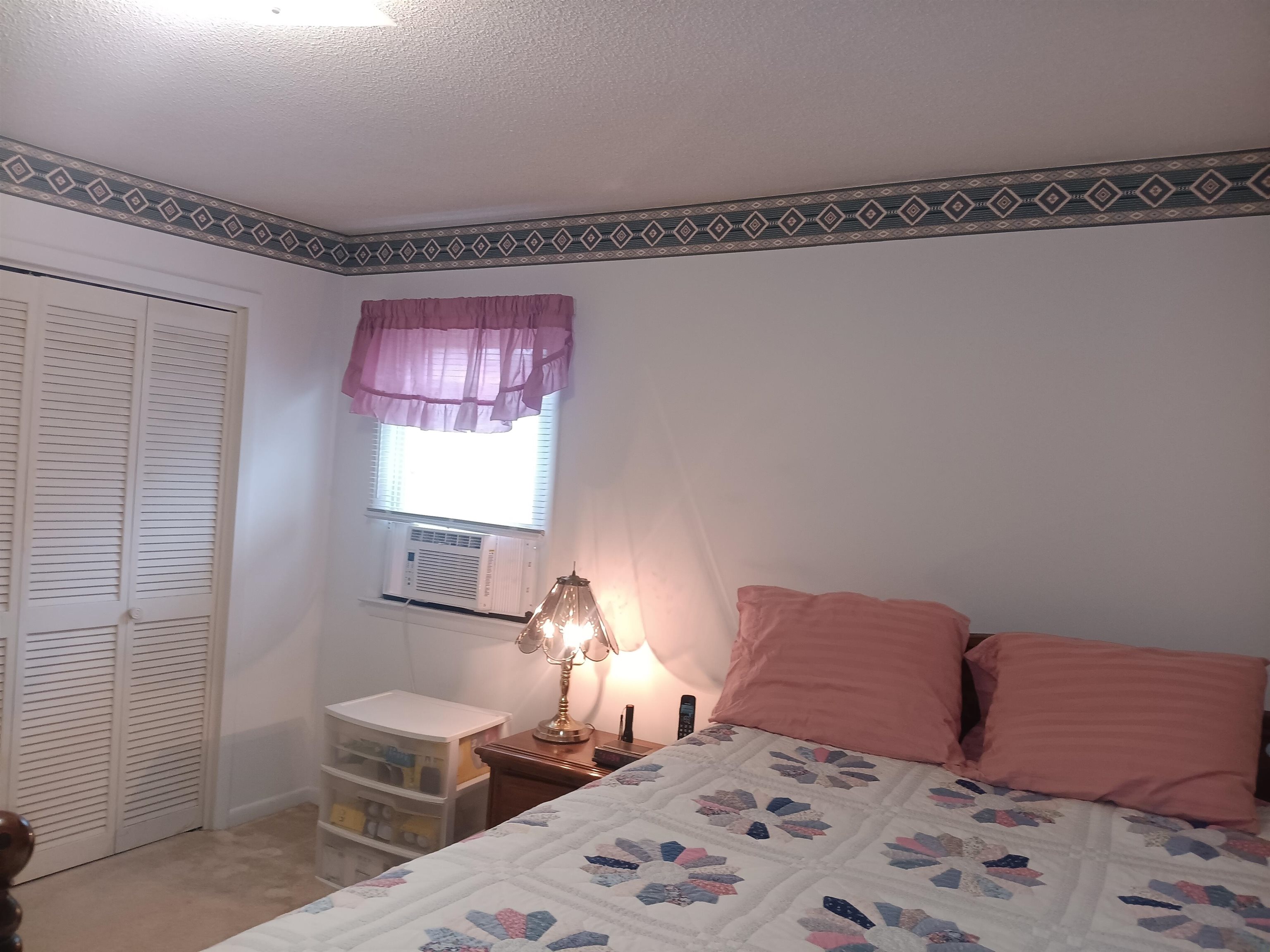 127 Greenview Ln Lane Hillsville VA 24343