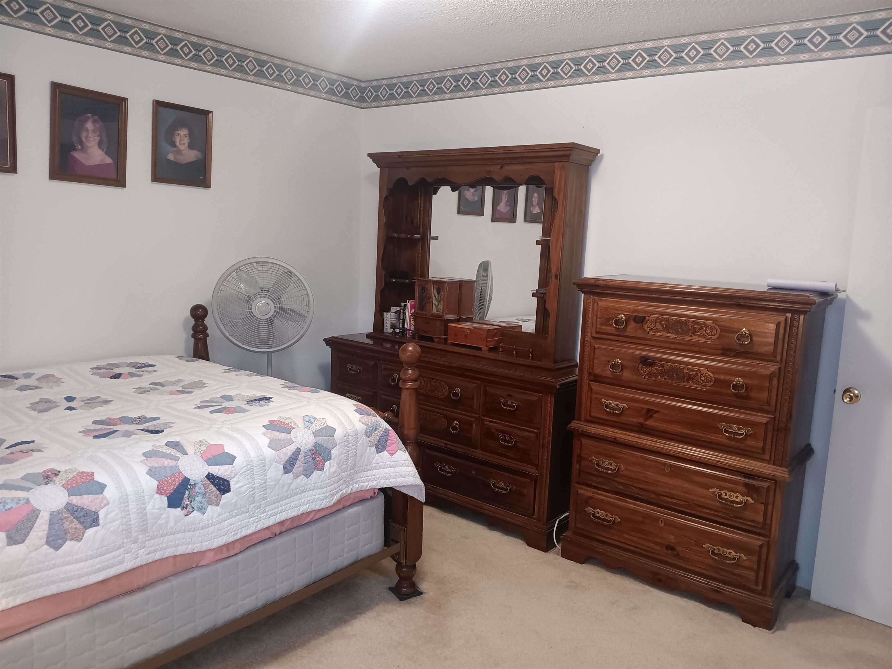 127 Greenview Ln Lane Hillsville VA 24343
