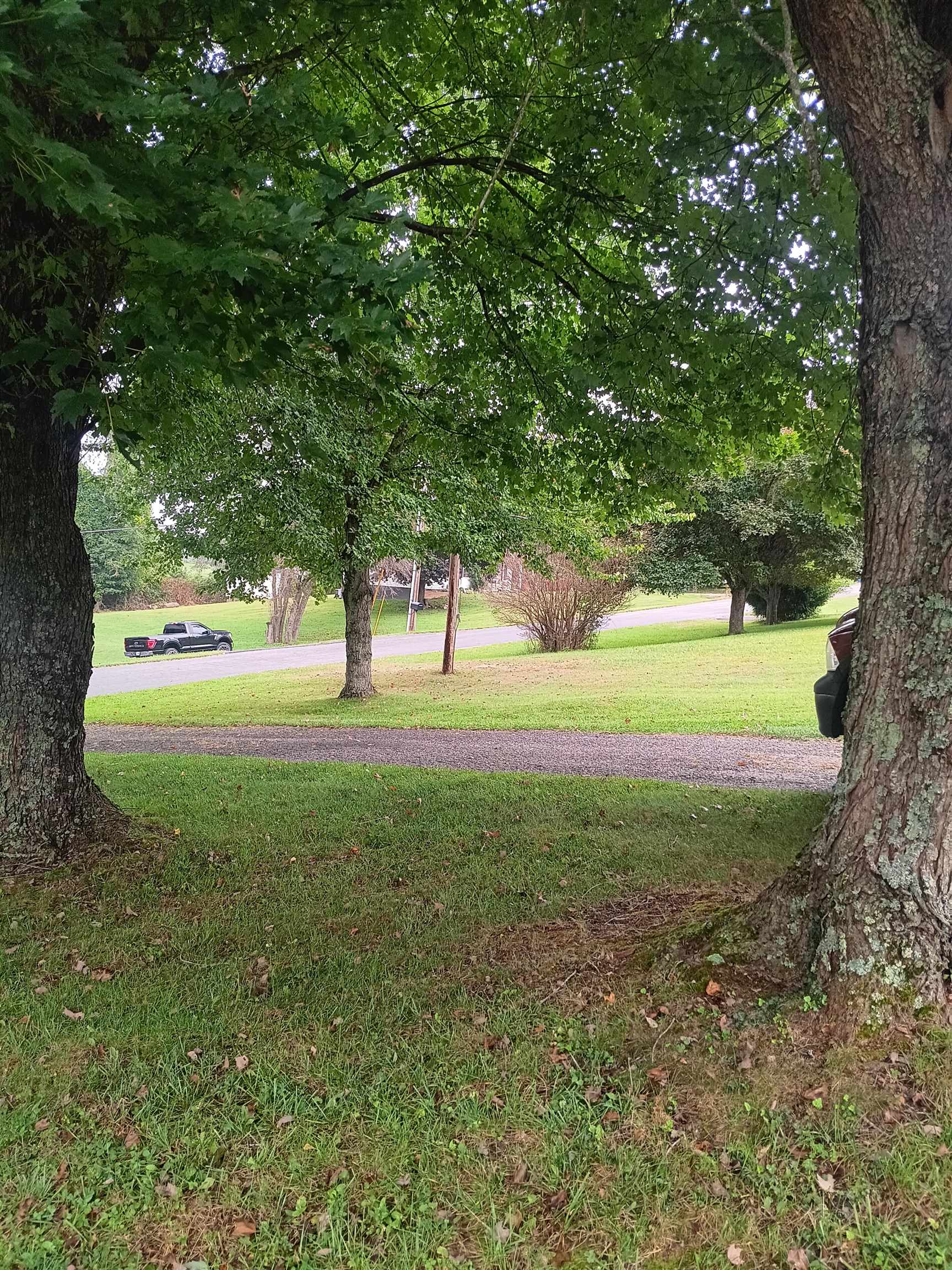 127 Greenview Ln Lane Hillsville VA 24343