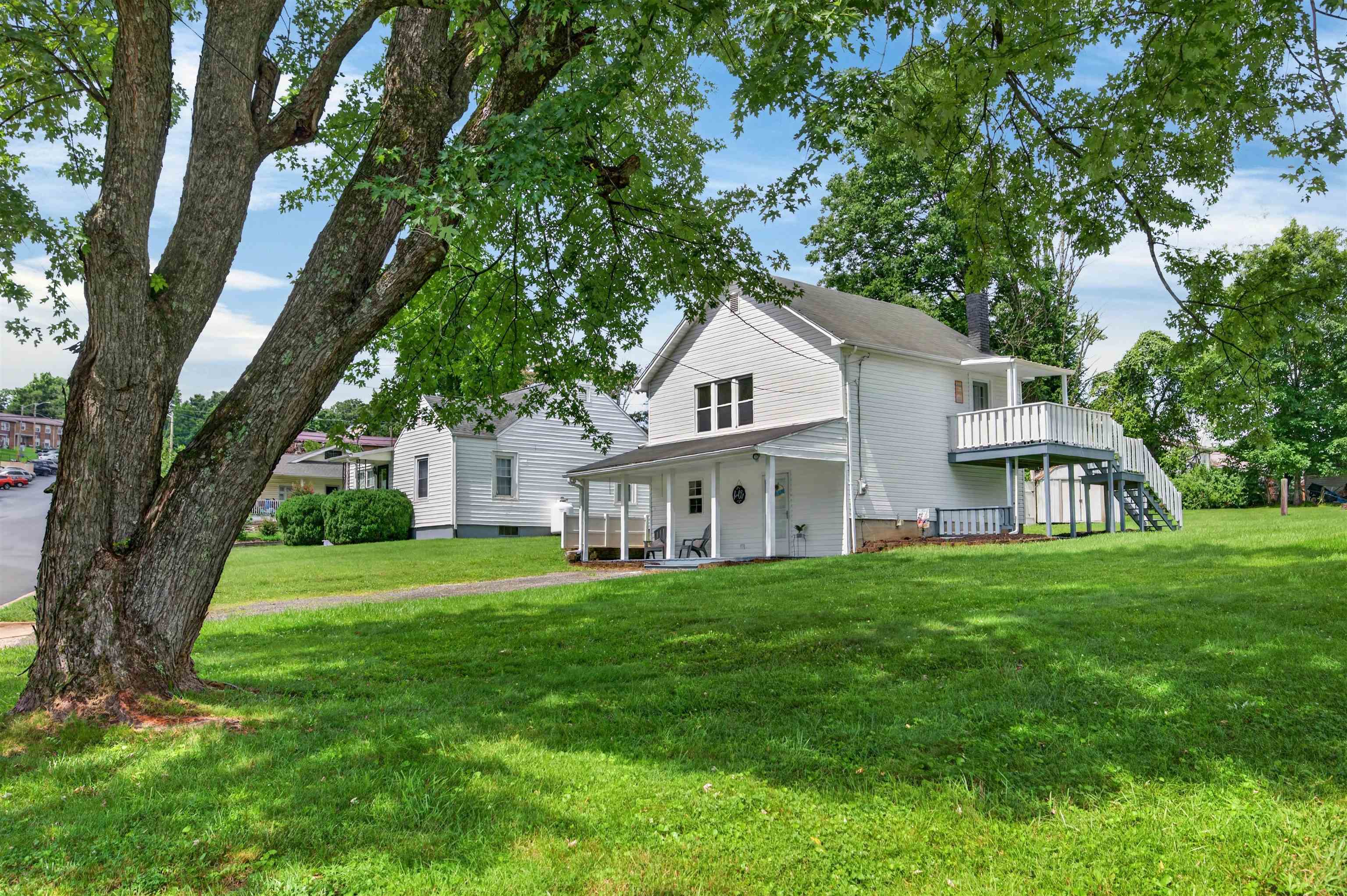 417 Staley Street Marion VA 24354