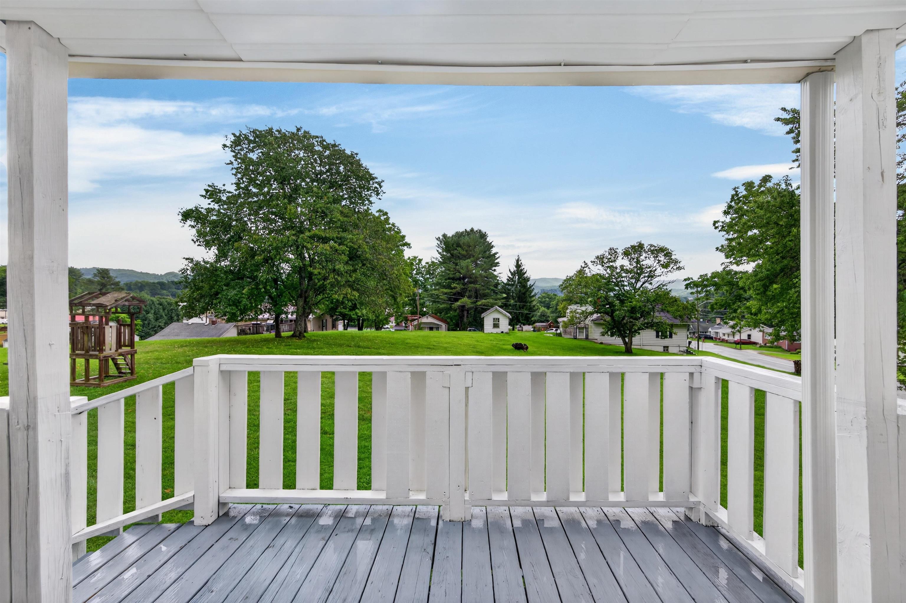 417 Staley Street Marion VA 24354
