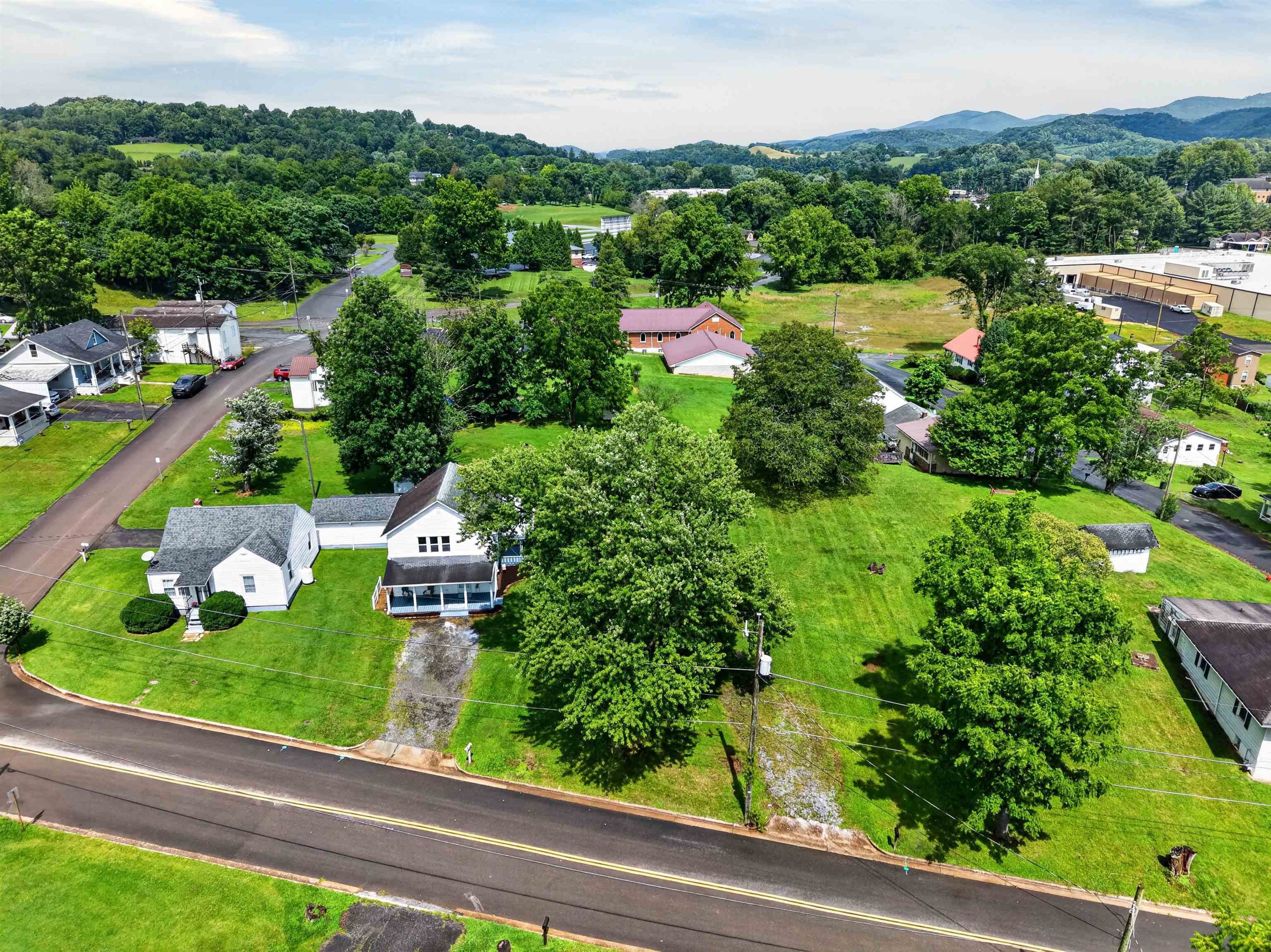 417 Staley Street Marion VA 24354