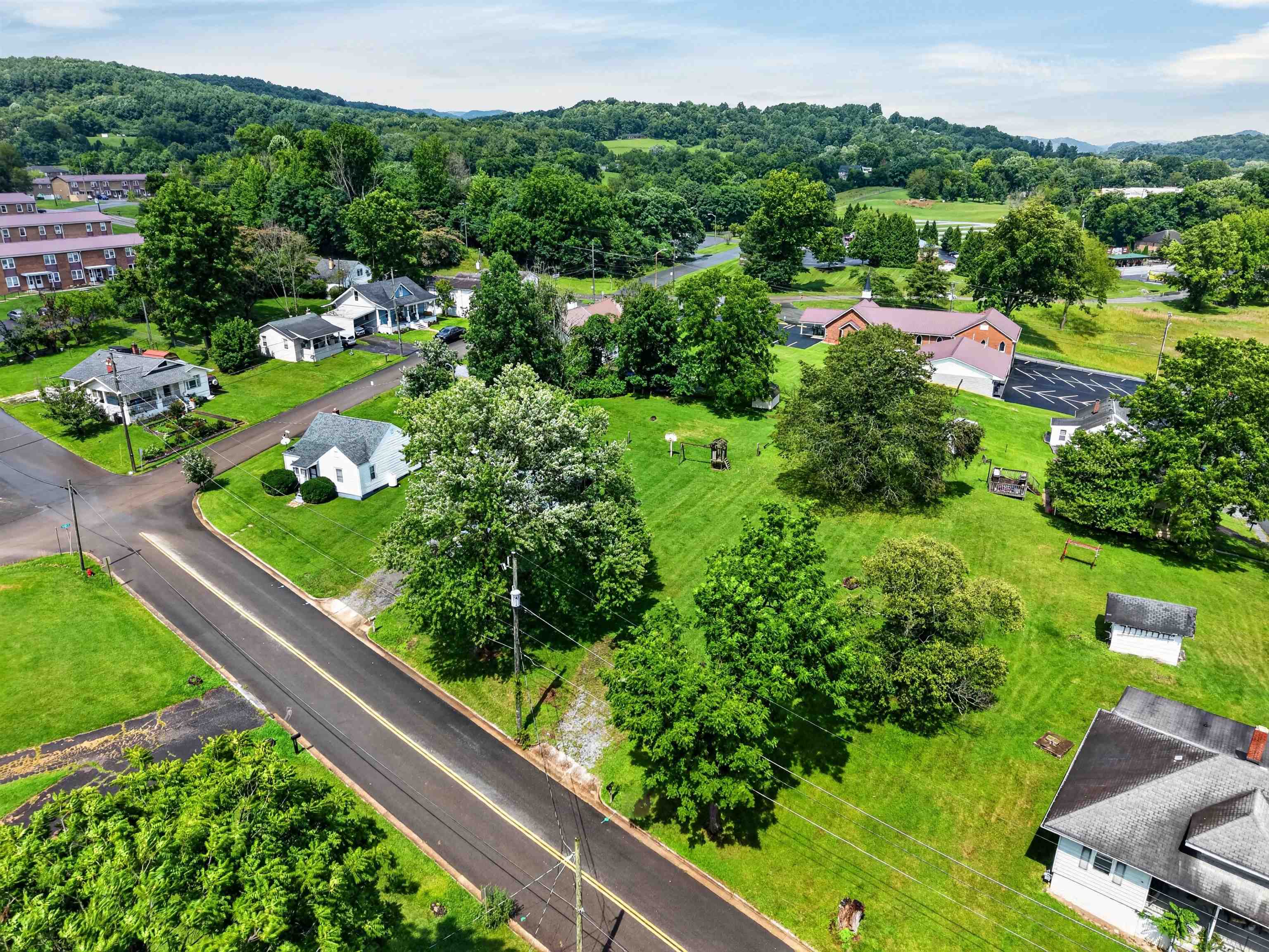 417 Staley Street Marion VA 24354