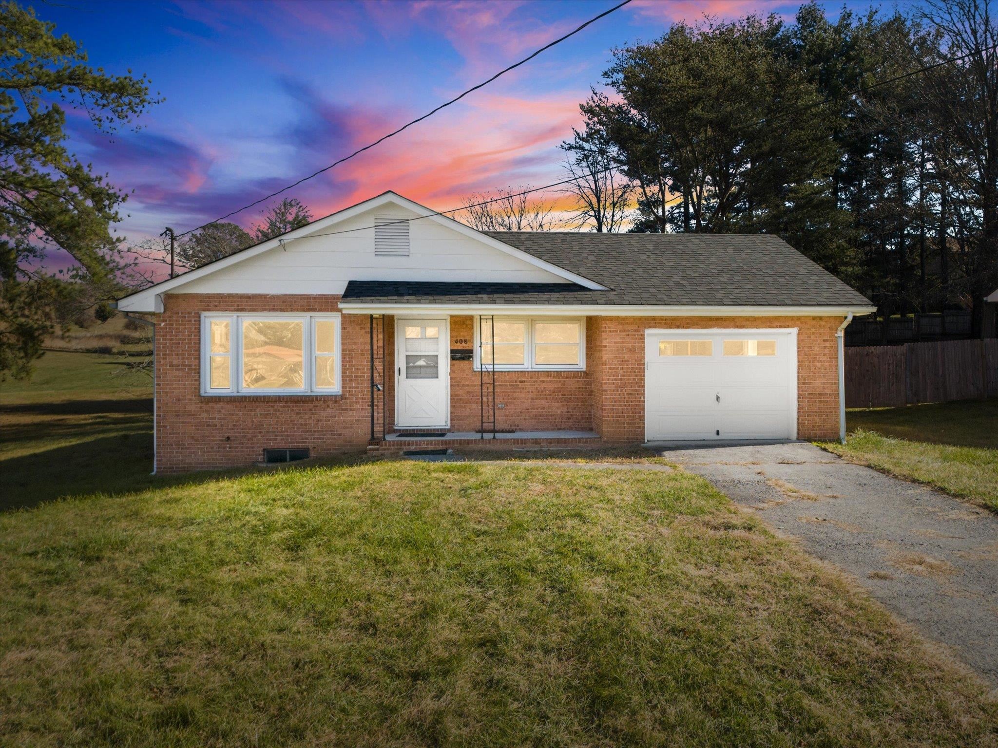 408 Hale Street Pearisburg VA 24134