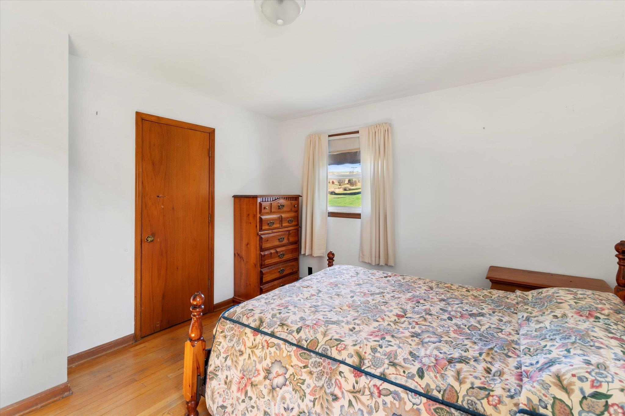 408 Hale Street Pearisburg VA 24134