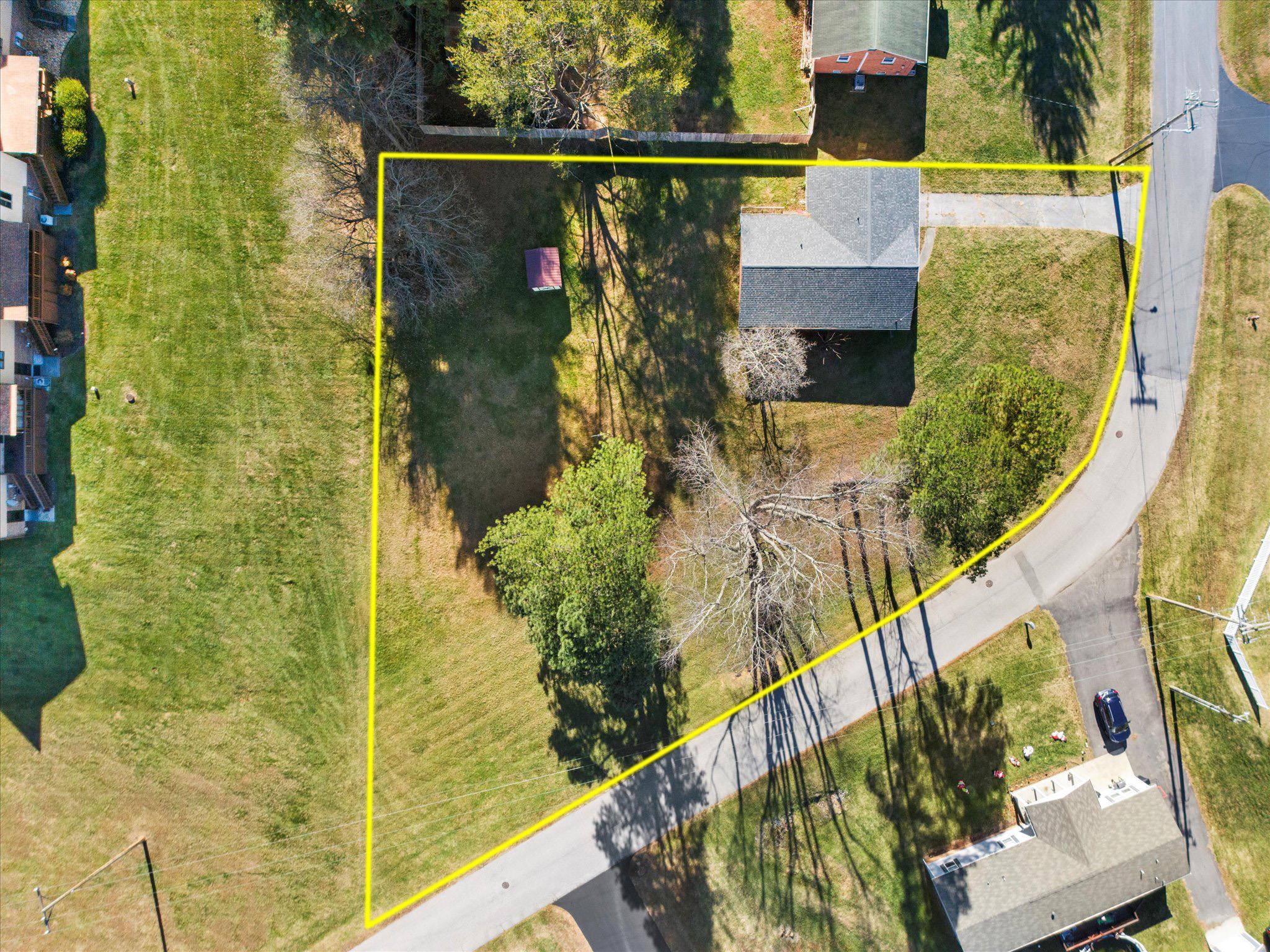 408 Hale Street Pearisburg VA 24134