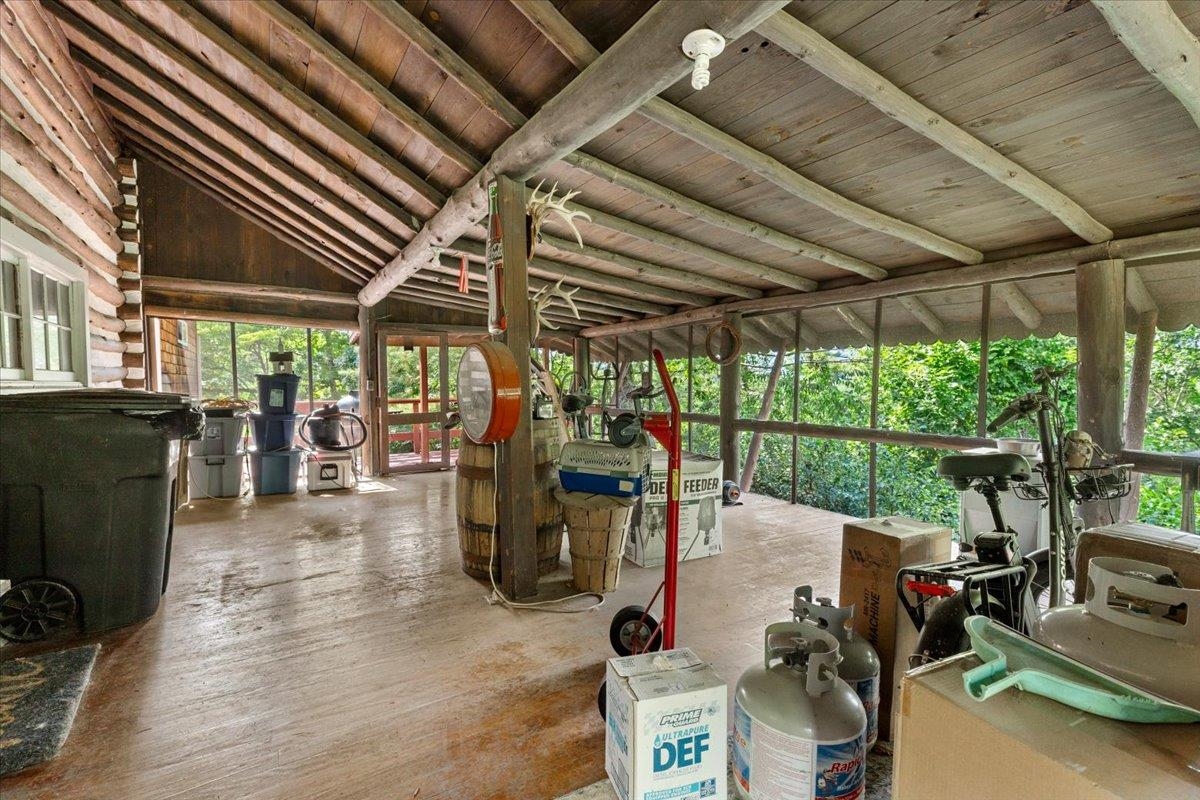 4549 Robinson Tract Road Pulaski VA 24301