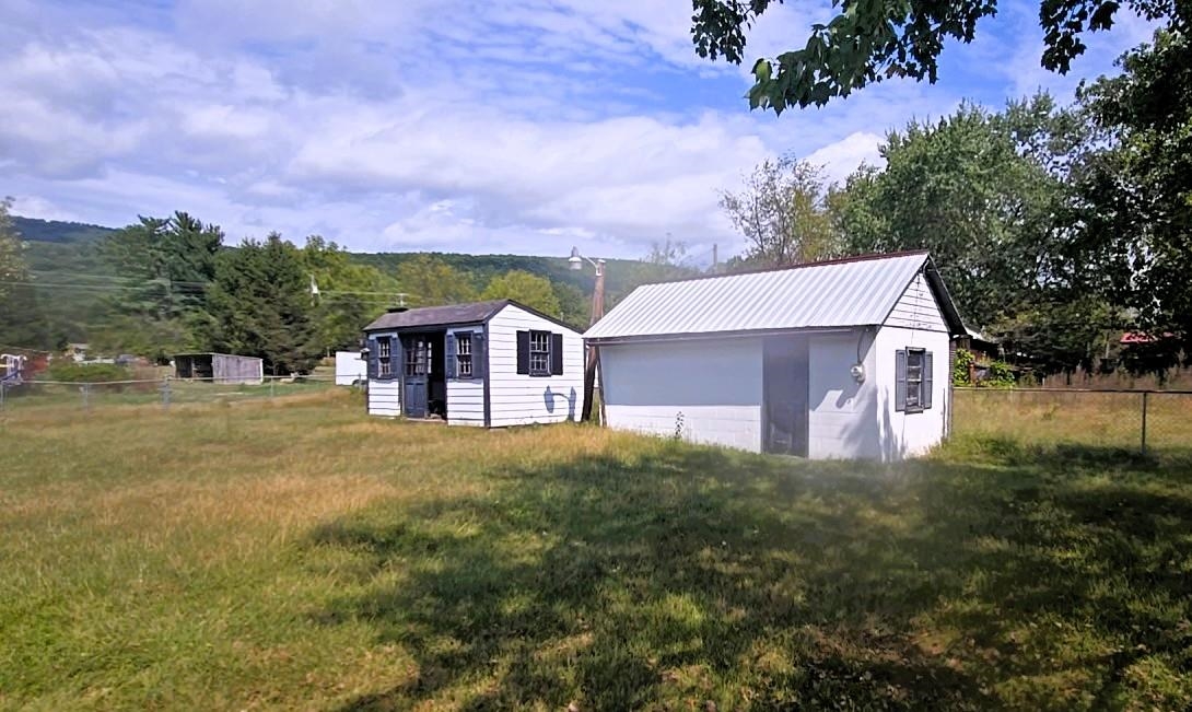 152 5th Street New Castle VA 24127