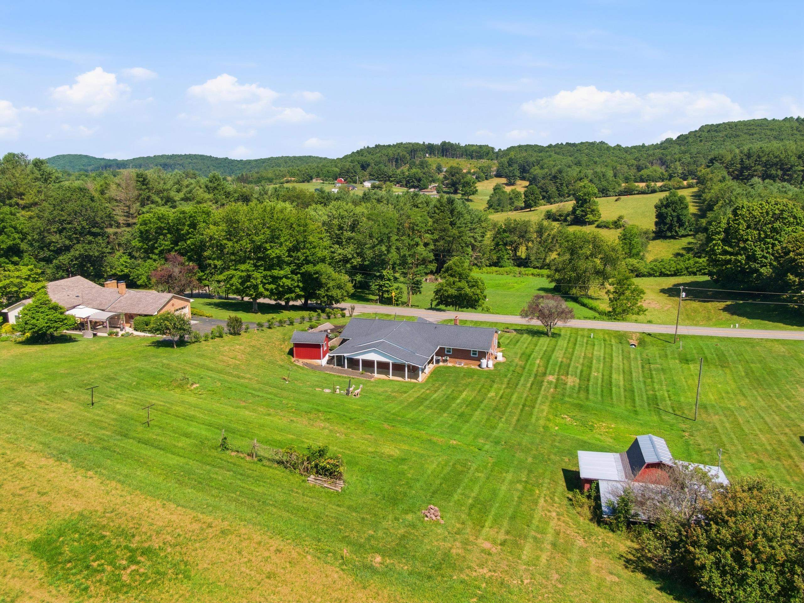 181 Ridgeview Road Floyd VA 24091