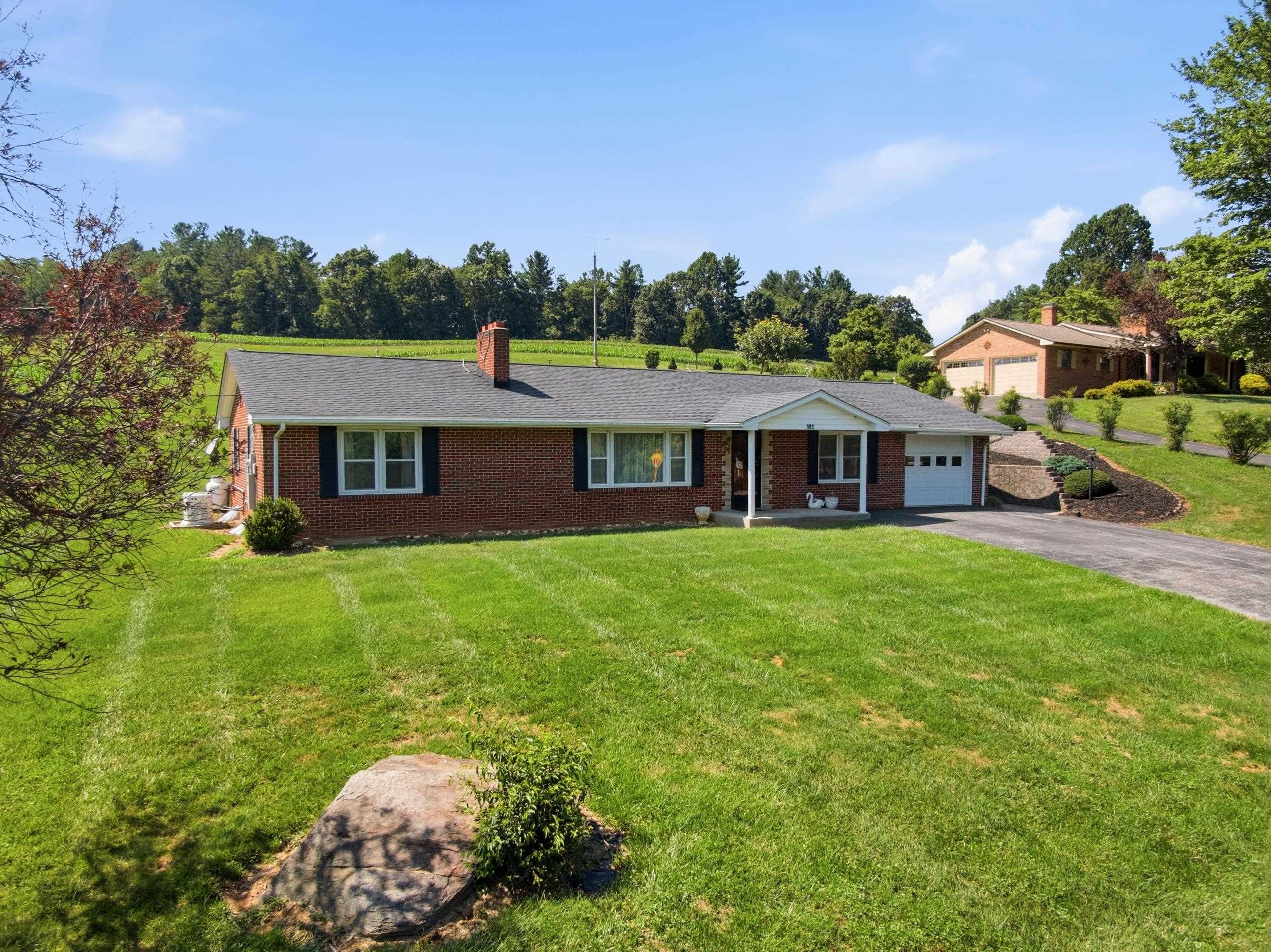 181 Ridgeview Road Floyd VA 24091