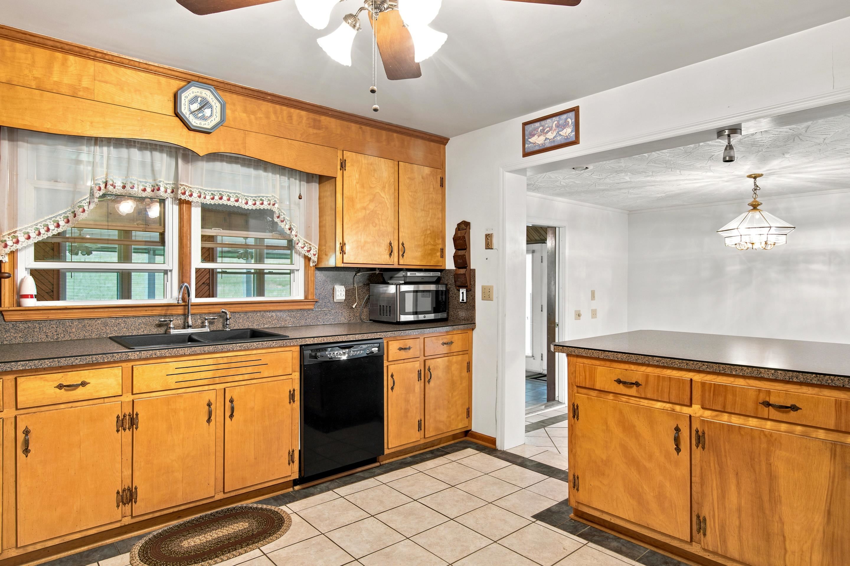 181 Ridgeview Road Floyd VA 24091