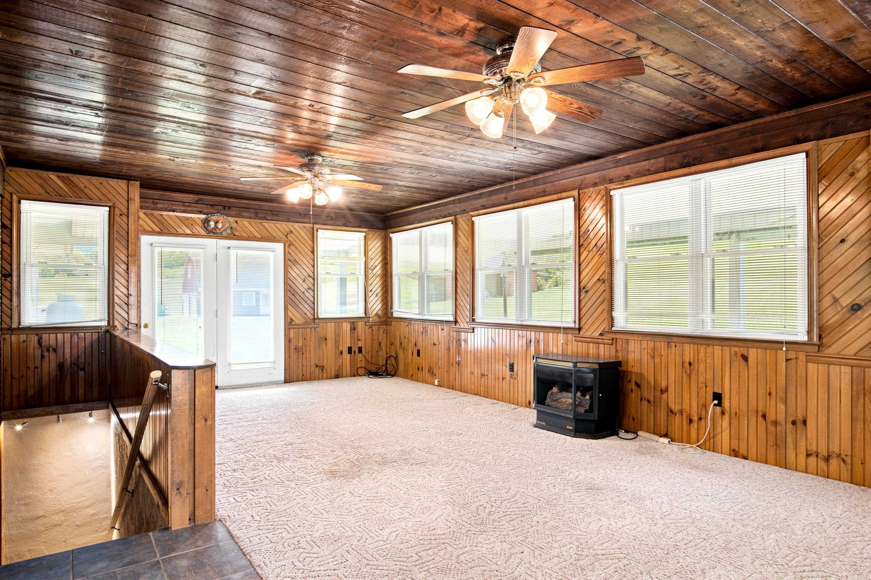 181 Ridgeview Road Floyd VA 24091