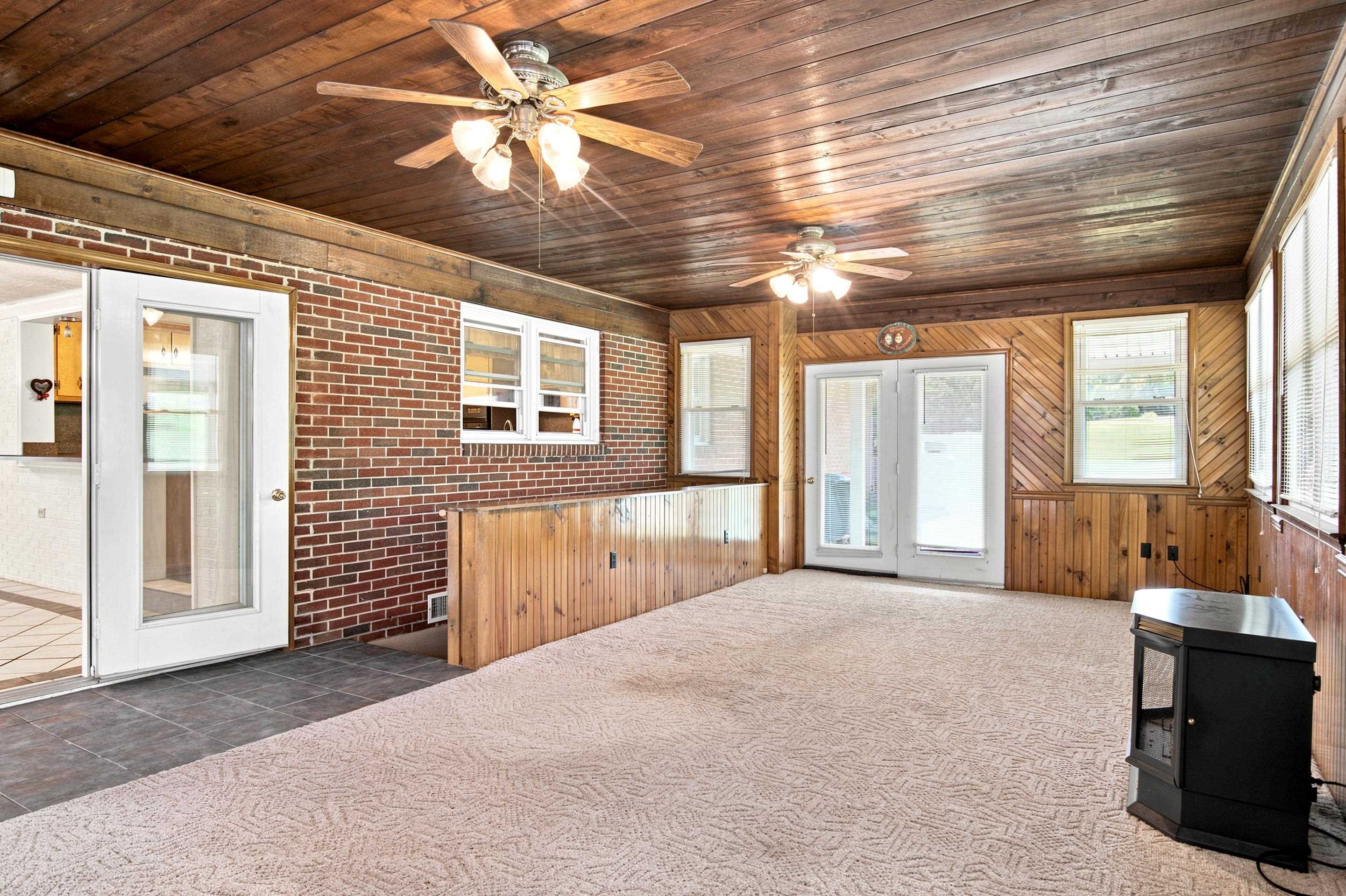 181 Ridgeview Road Floyd VA 24091