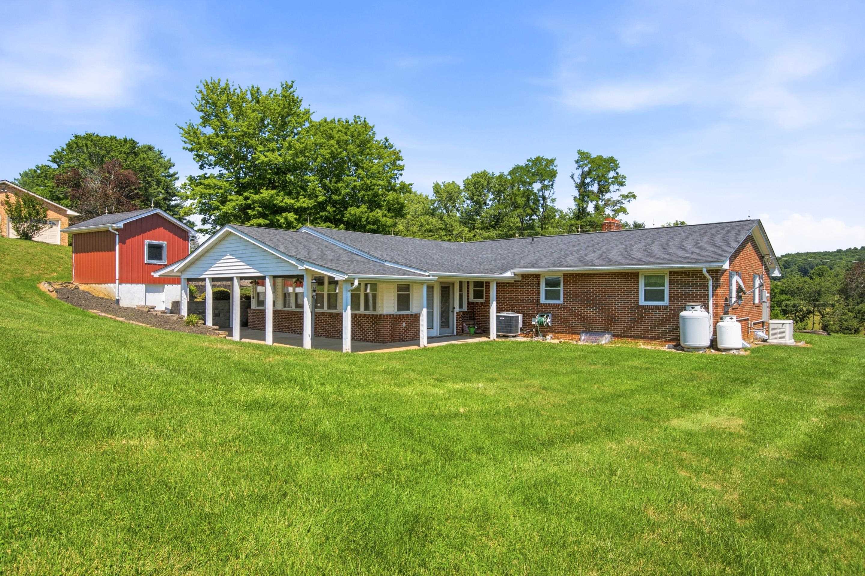 181 Ridgeview Road Floyd VA 24091