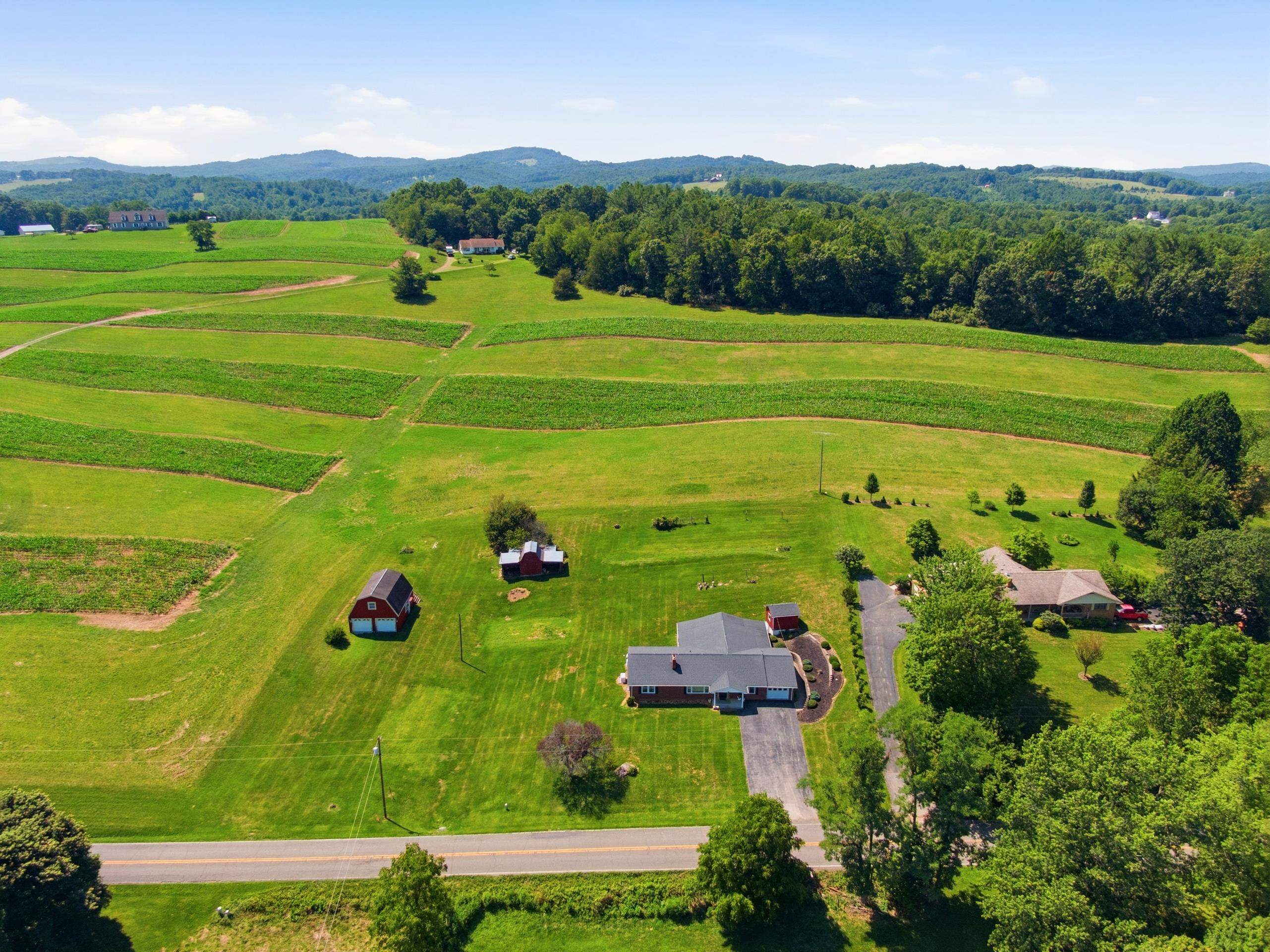 181 Ridgeview Road Floyd VA 24091