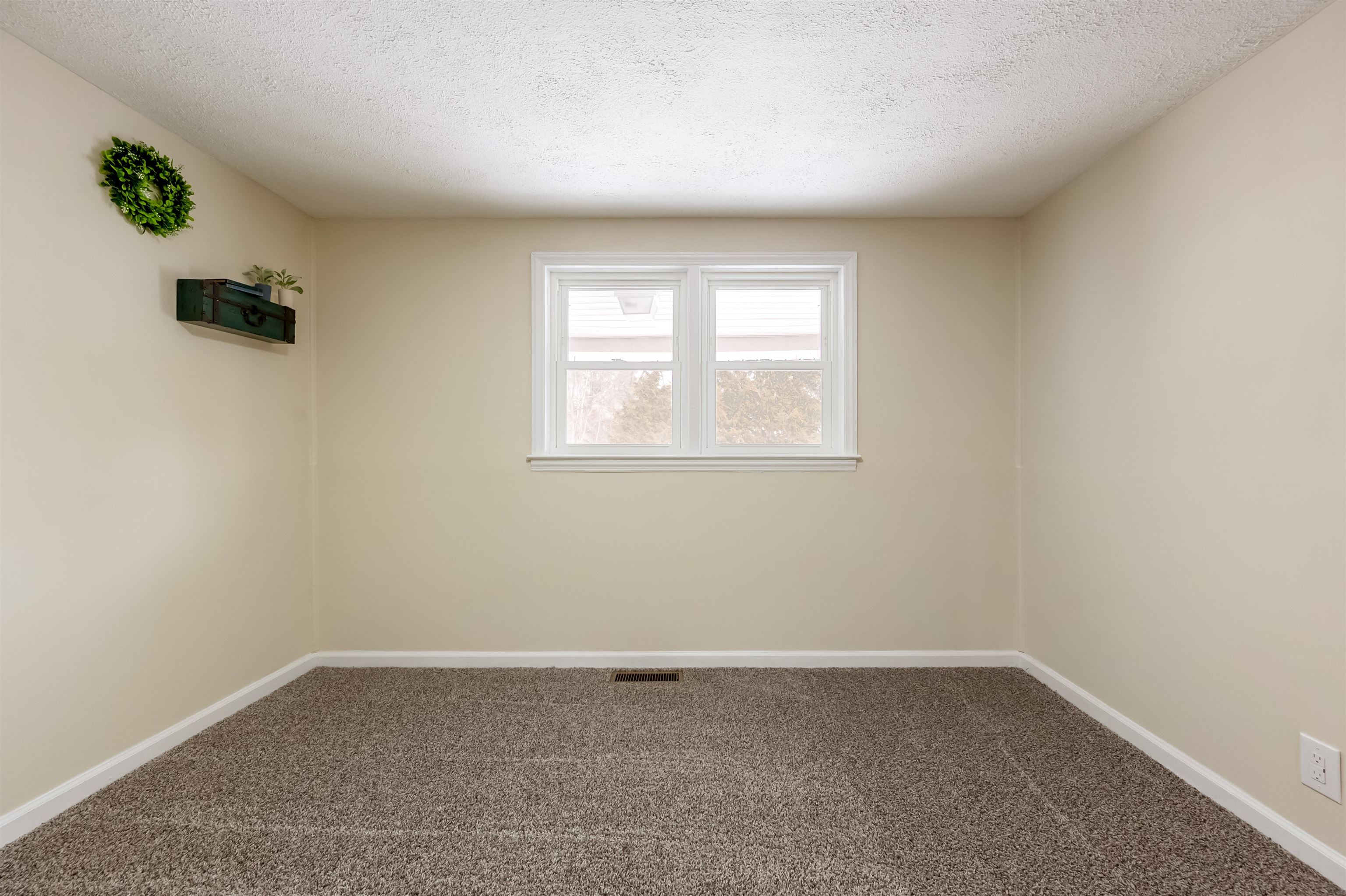470 Riverside Road Chilhowie VA 24319