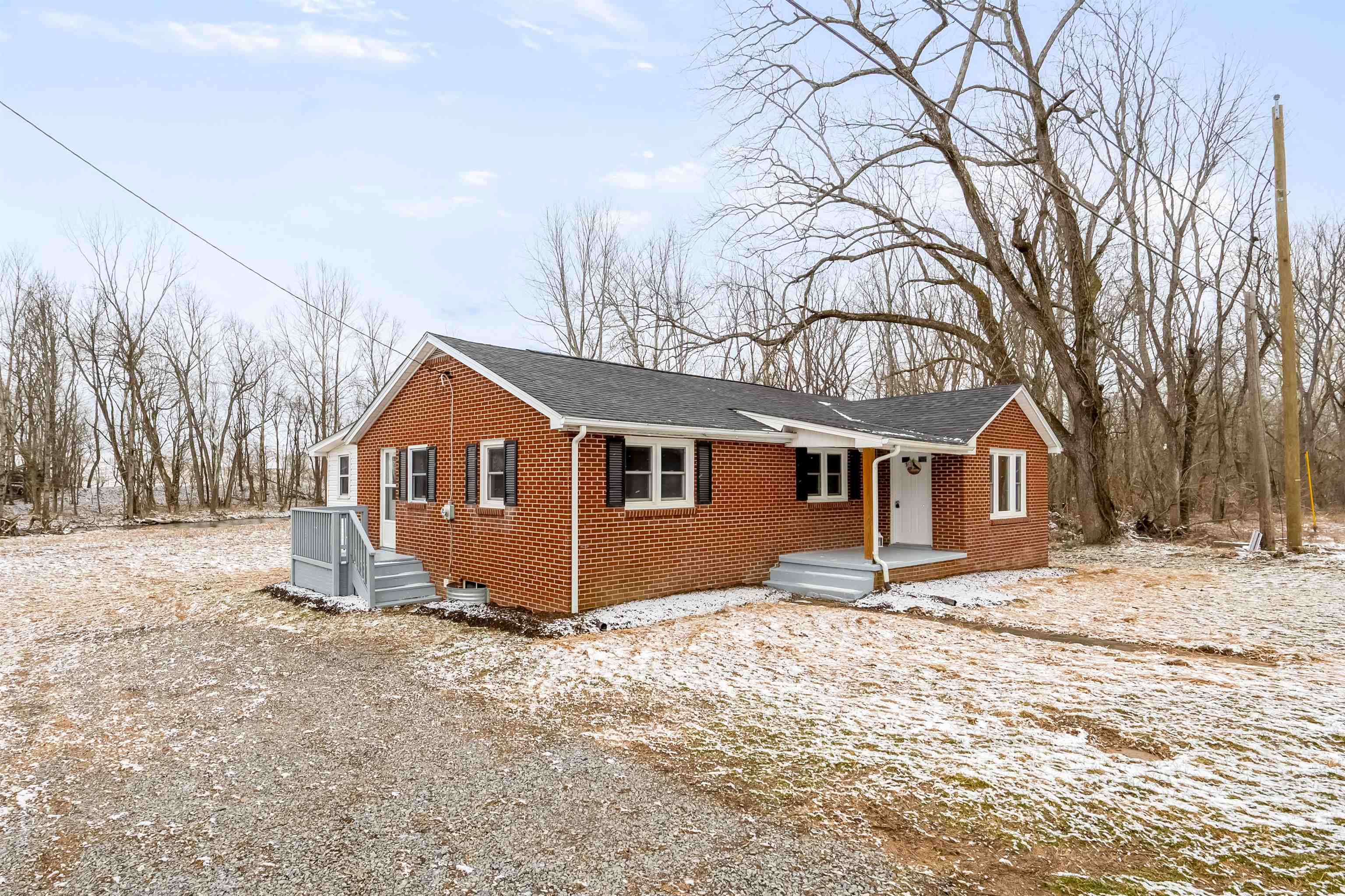 470 Riverside Road Chilhowie VA 24319