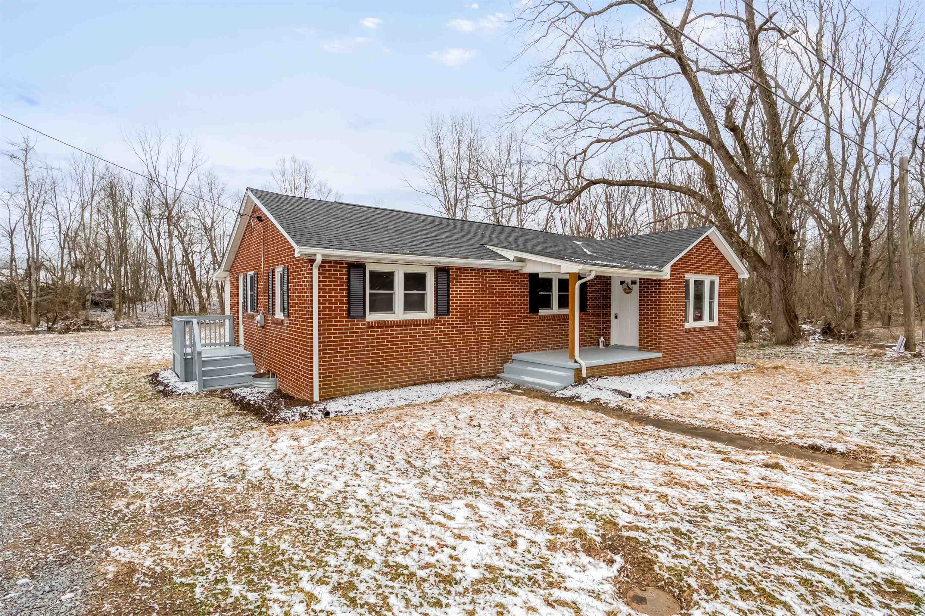 470 Riverside Road Chilhowie VA 24319