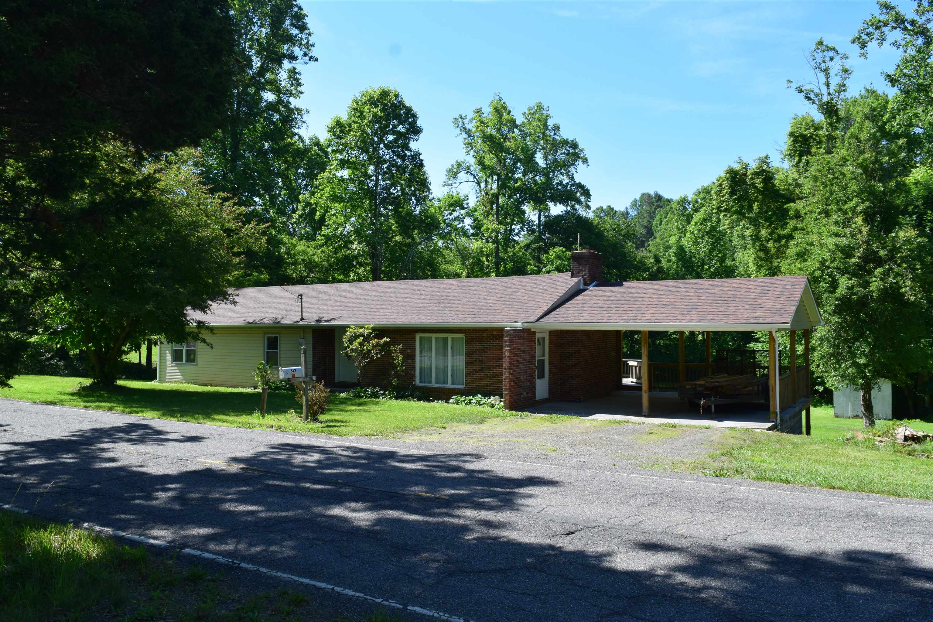 812 Conner Grove Road Willis VA 24380