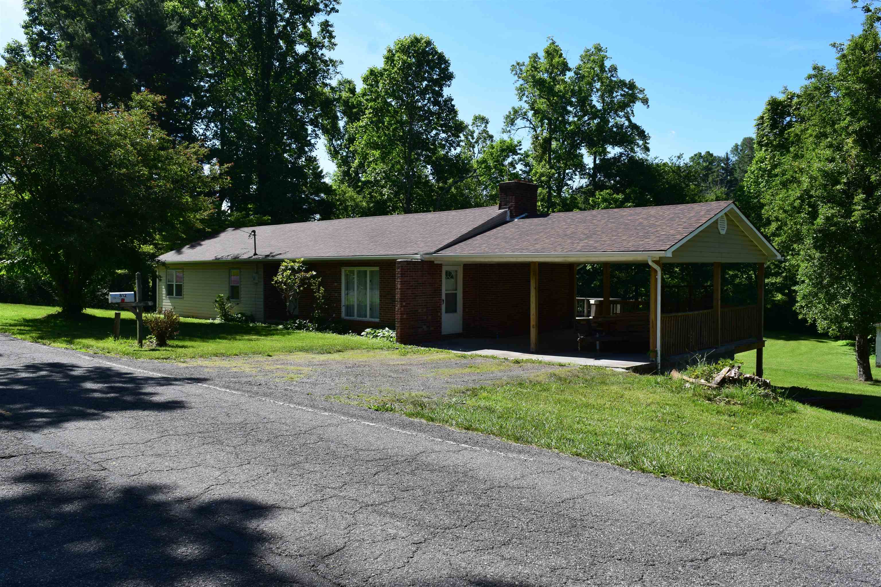 812 Conner Grove Road Willis VA 24380