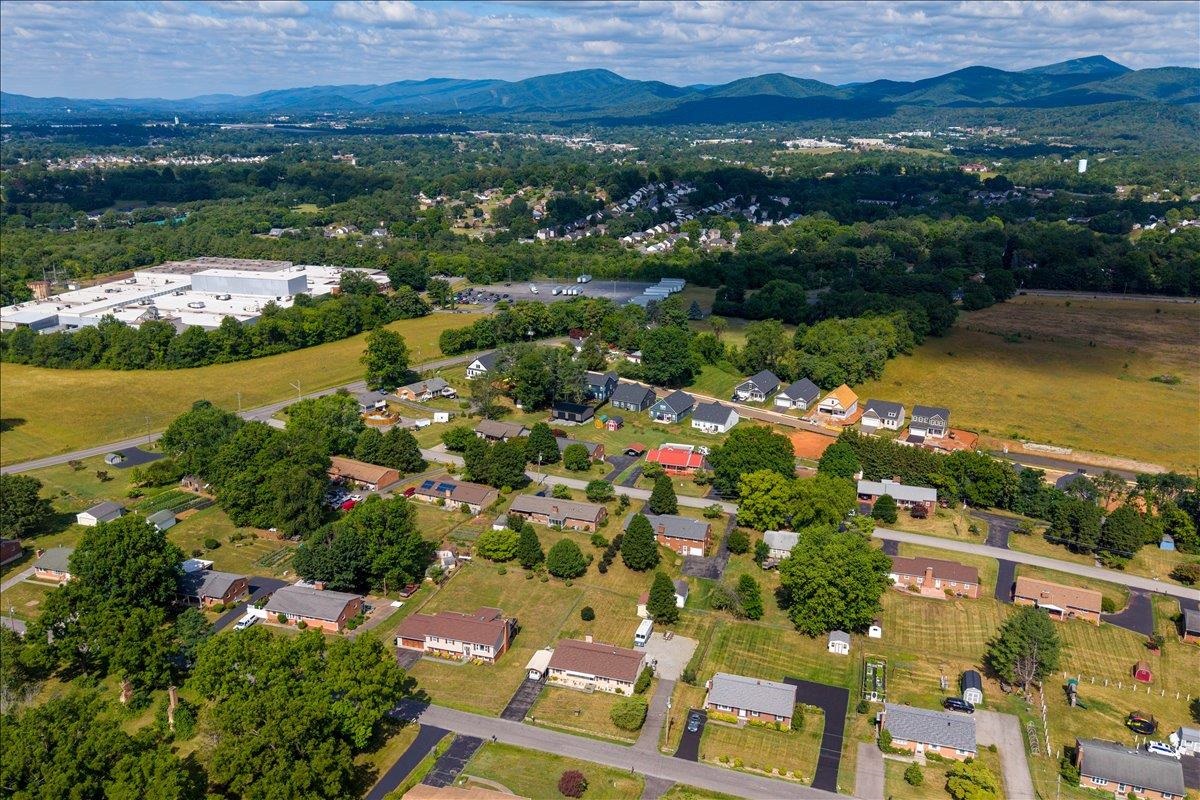 7248 Old Mountain Road Roanoke VA 24019
