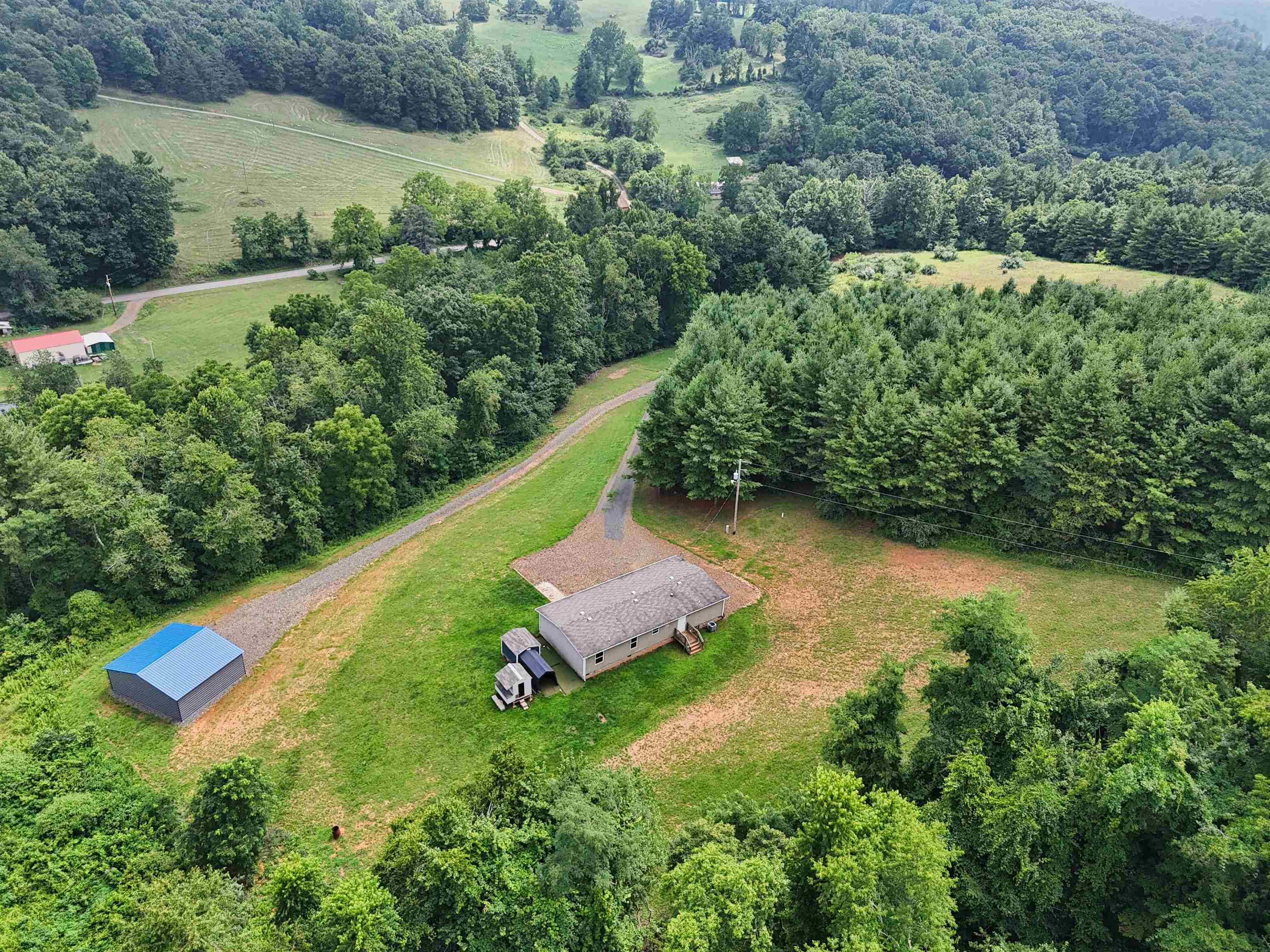 3767 Franklin Pike SE Floyd VA 24091